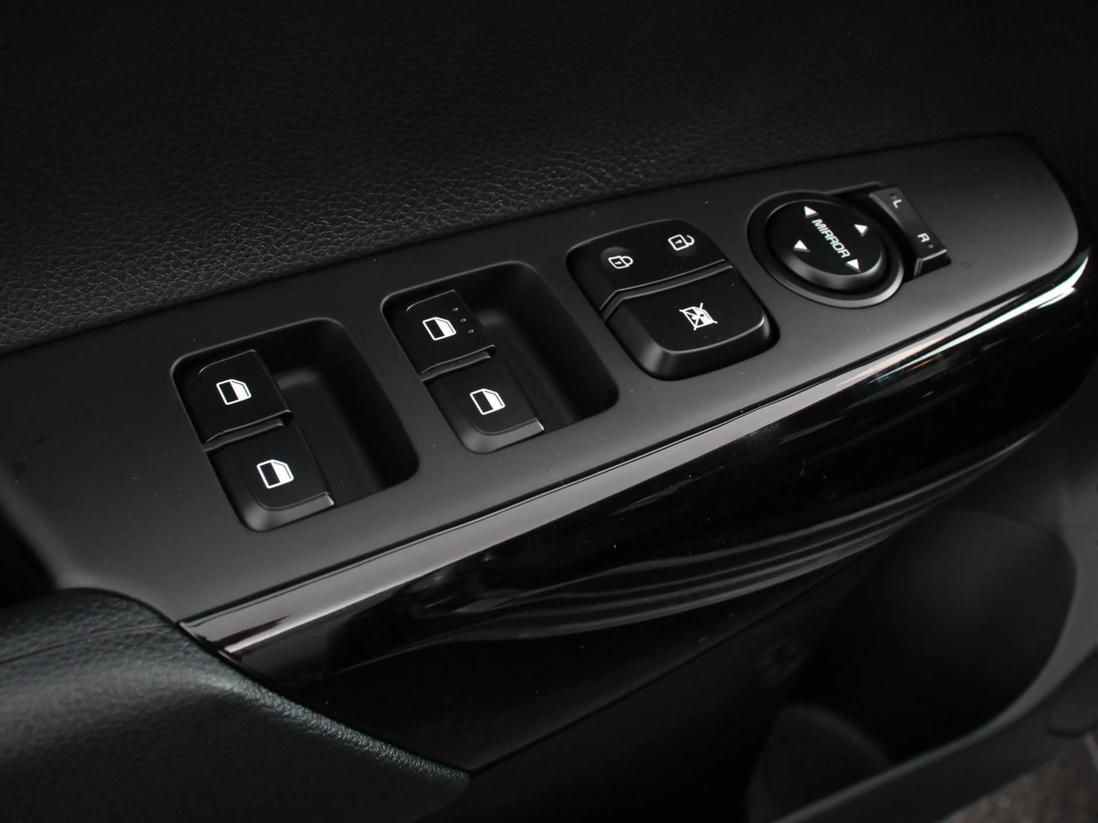 Kia Picanto 1.0 DPI Automaat DynamicLine Navigatie Apple Carpl — photo 12