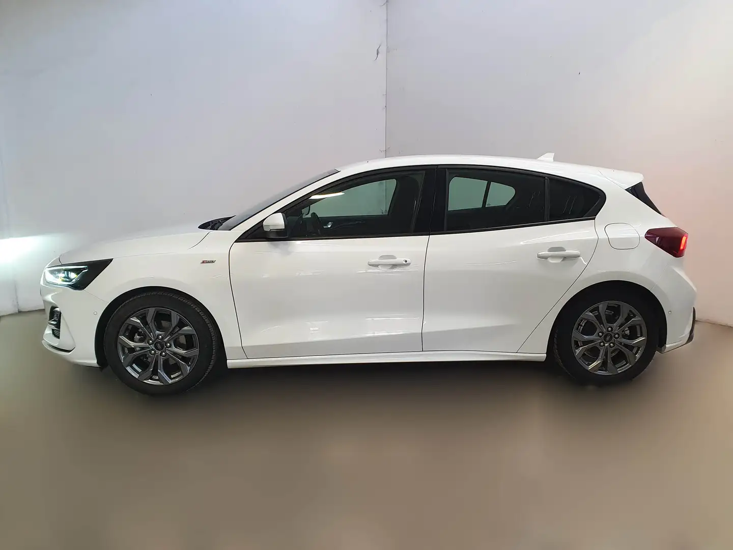 Ford Focus 1.0 EcoBoost Hybrid 125 CV Powershift 5p. ST-Line Bianco - 2