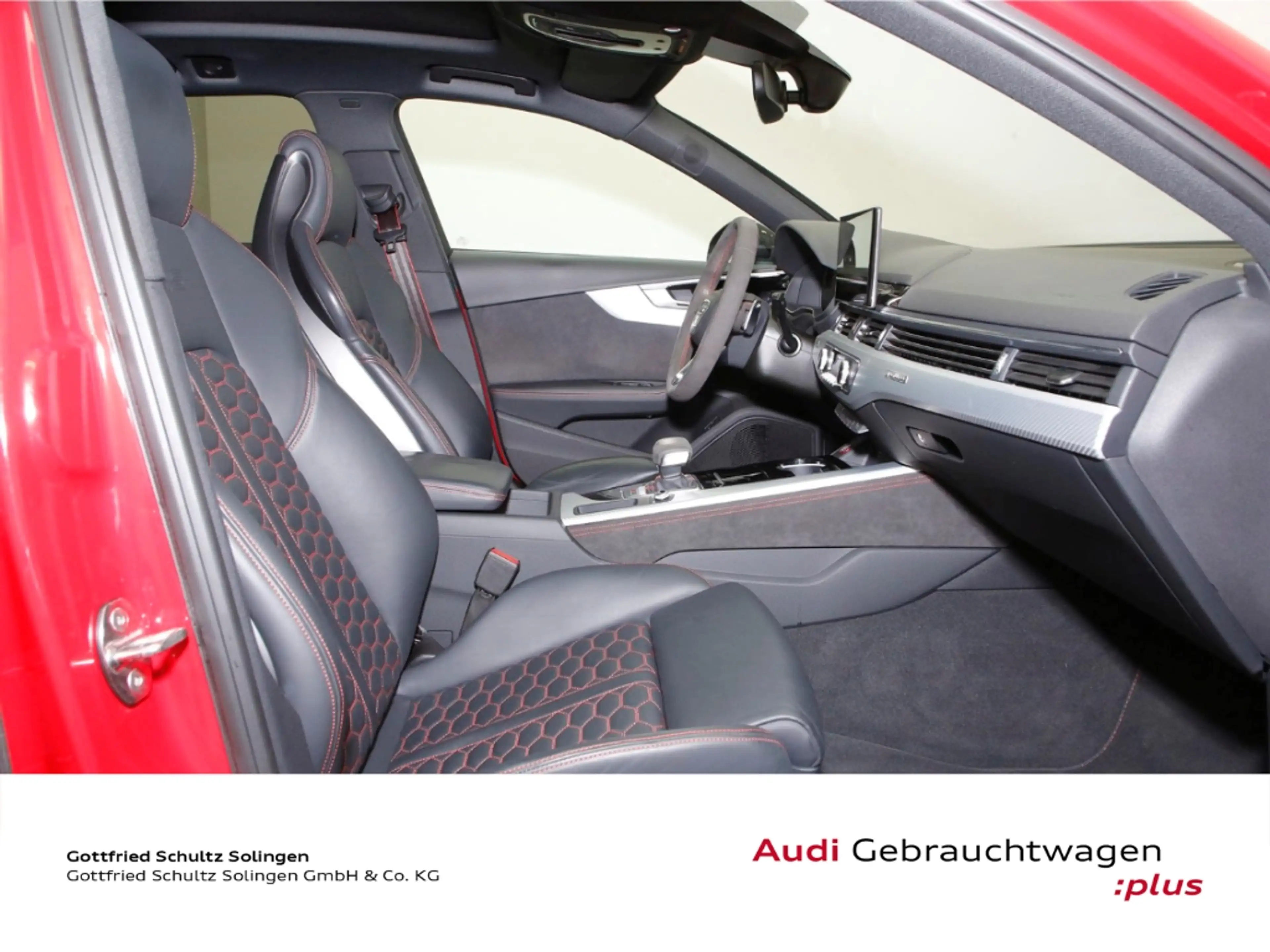 Audi RS4 Avant 2.9 TFSI Matrix BuO Pano — photo 8