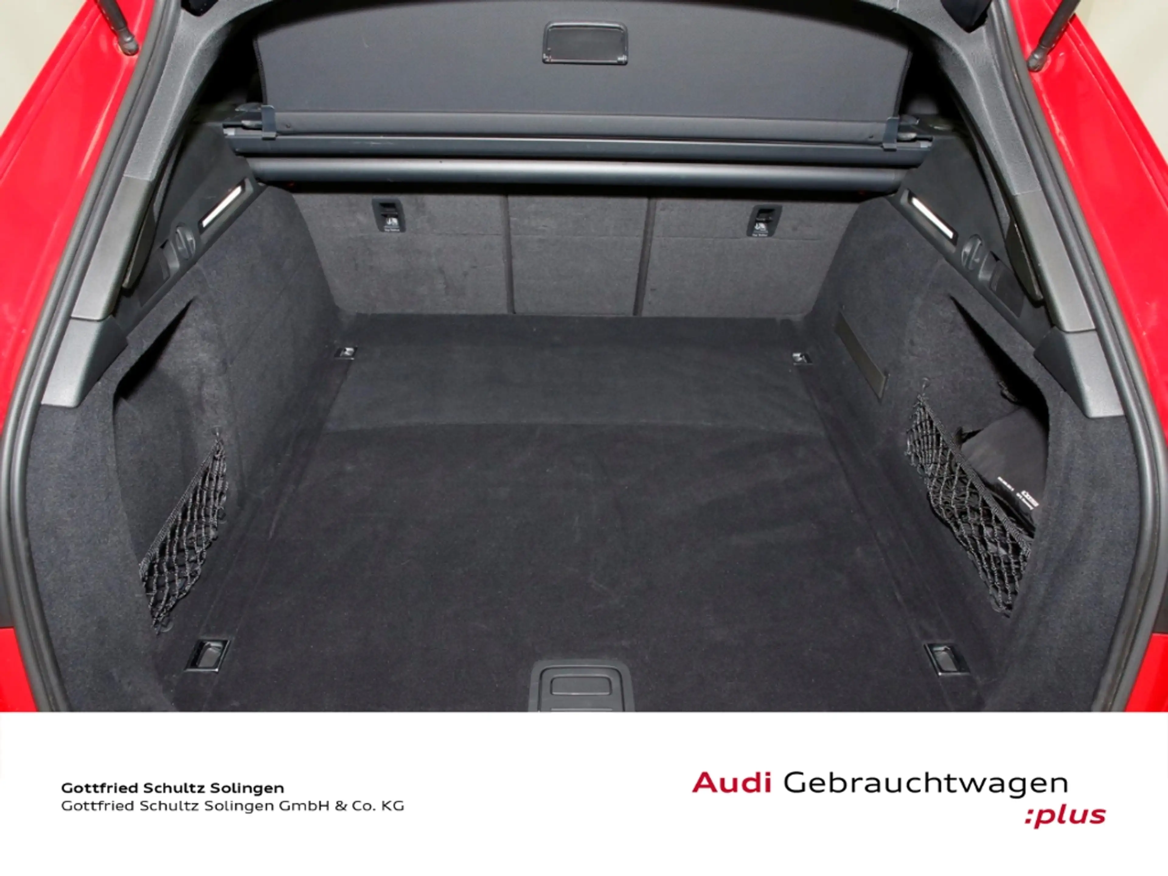 Audi RS4 Avant 2.9 TFSI Matrix BuO Pano — photo 7