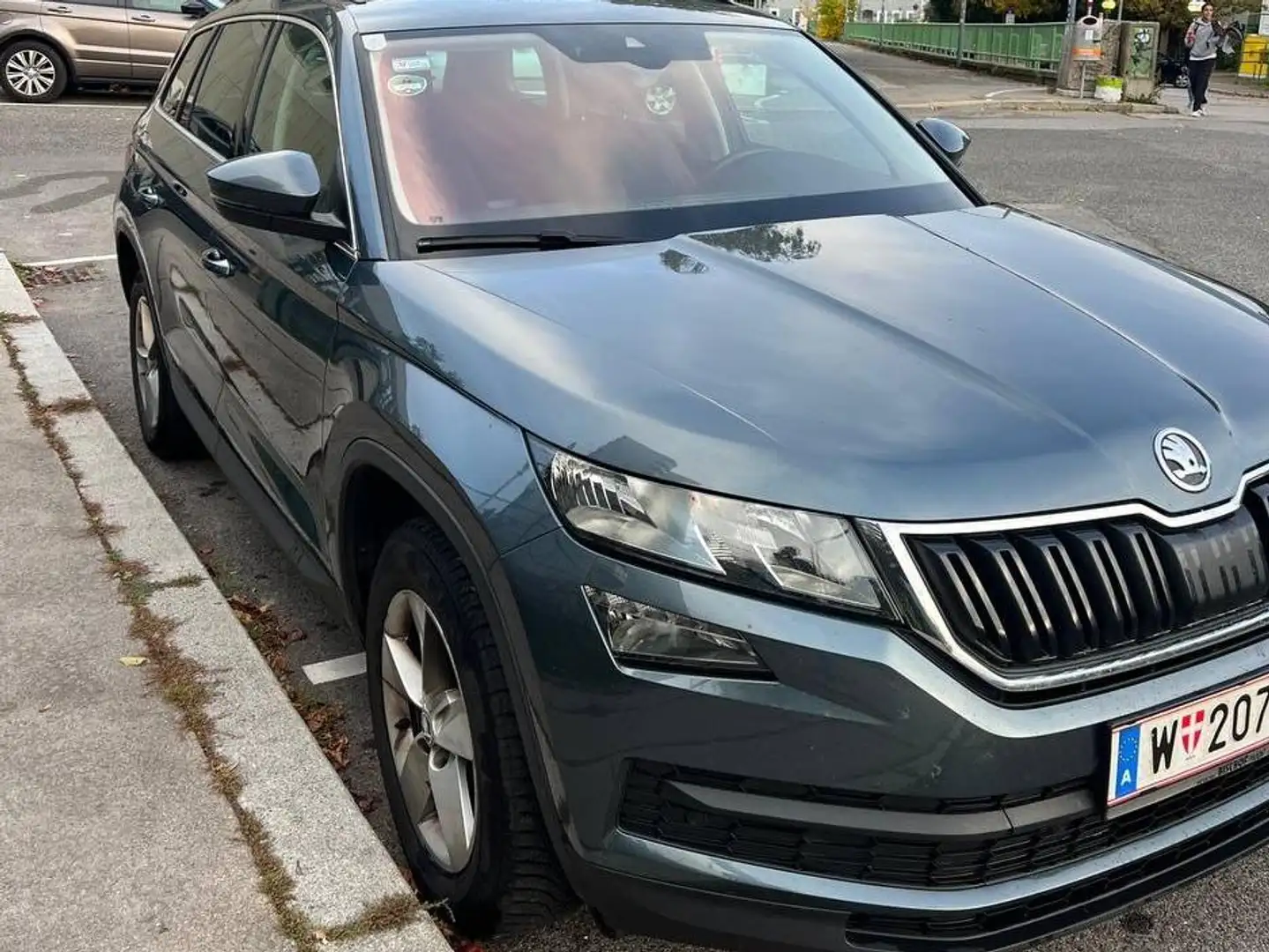 Skoda Kodiaq Kodiaq 1,4 TSI ACT 4x4 Ambition Ambition Grau - 2