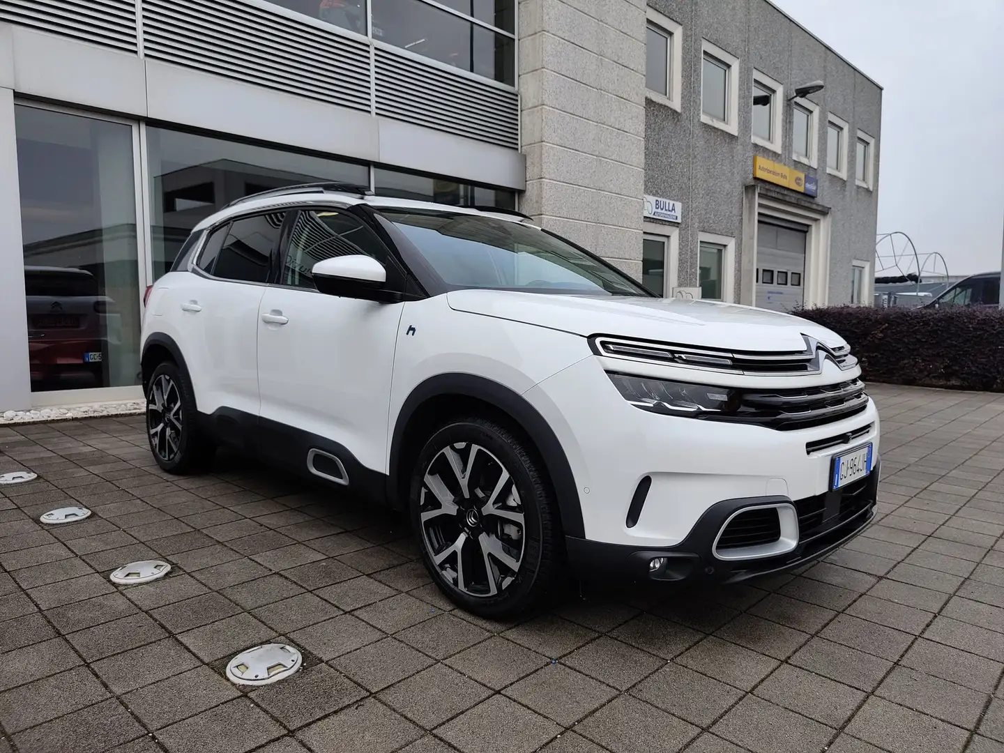 Citroen C5 Aircross Hybrid 225 e-EAT8 Shine BauleElettrico Camere360 Blanc - 2