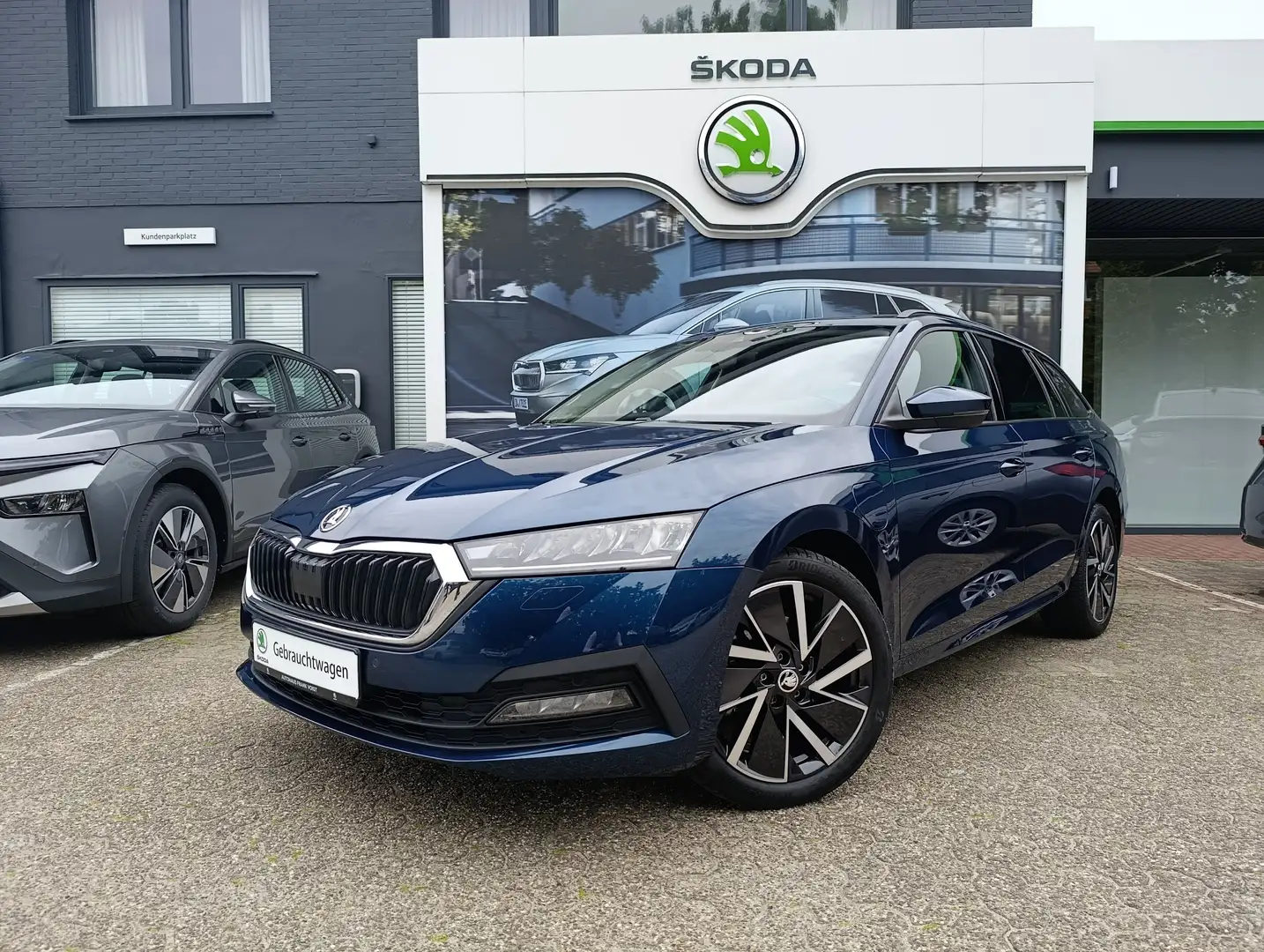 Skoda Octavia Clever iV plava - 1