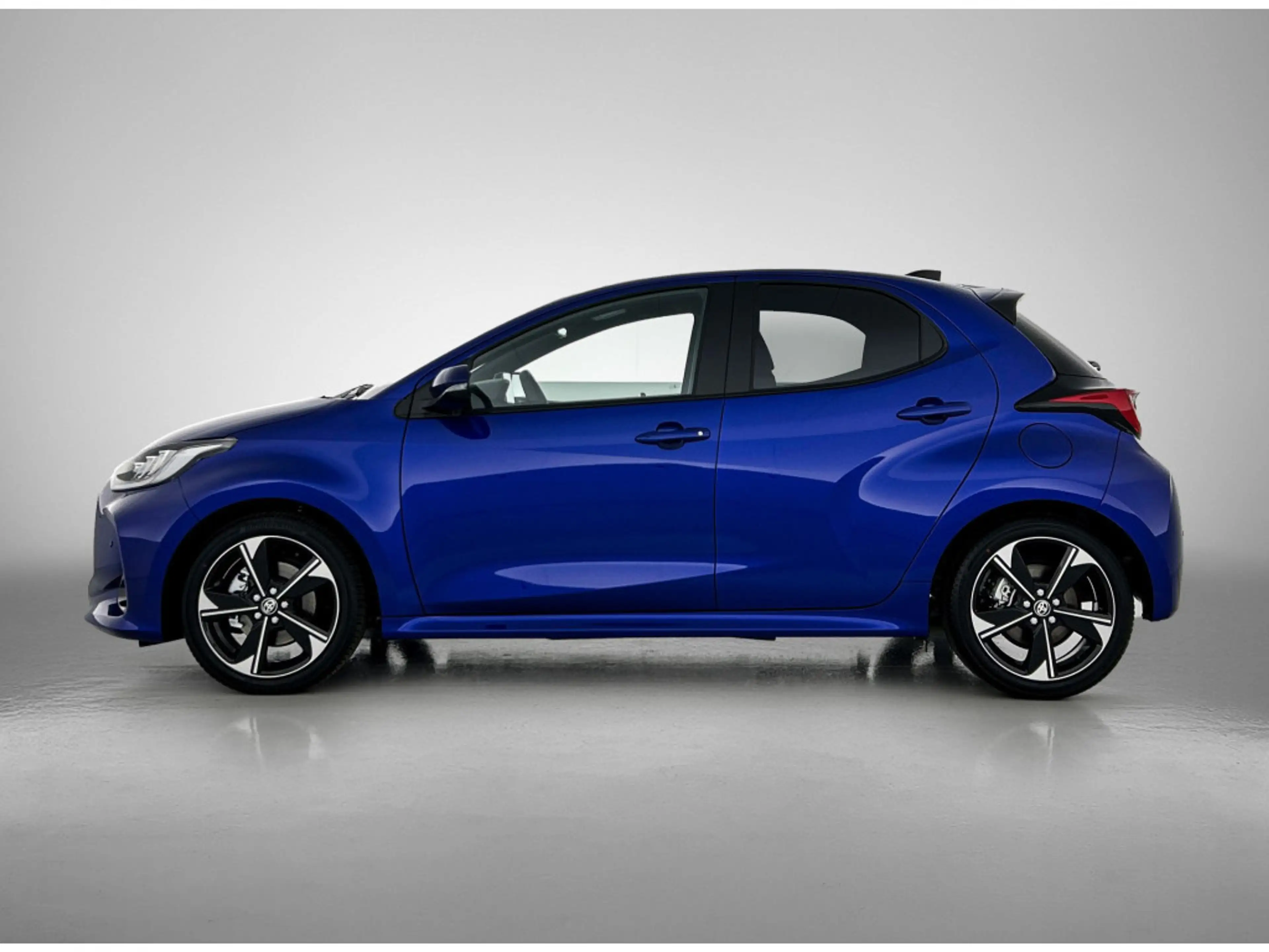 Toyota Yaris 1.5 Hybrid 130 Executive Actie — photo 2