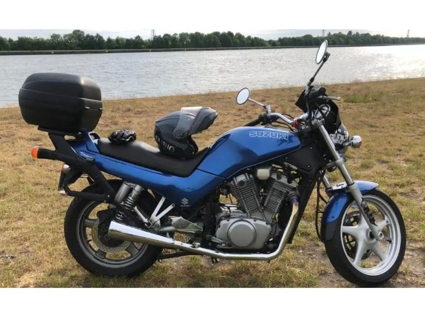 Suzuki VX 800 Blau - 1