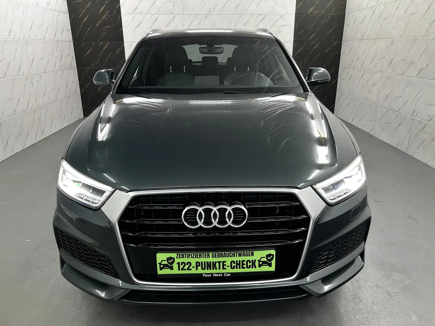 Audi Q3 3xS-Line+AHK+Leder+LED+Navi+Temp+SHZ+PDC Grün - 2