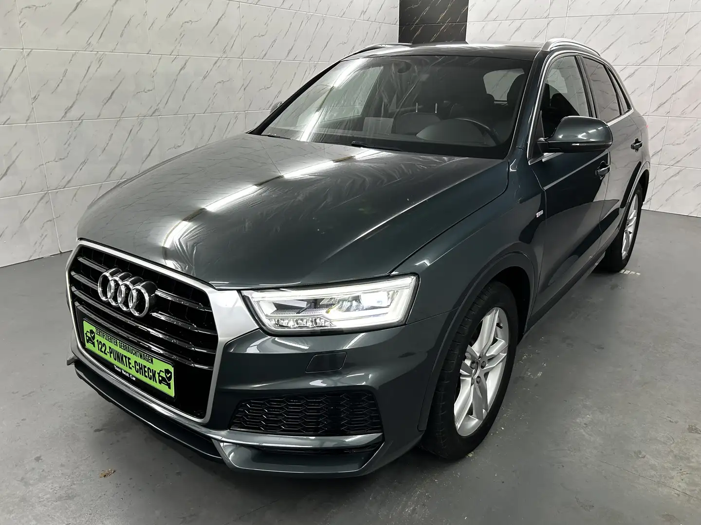 Audi Q3 3xS-Line+AHK+Leder+LED+Navi+Temp+SHZ+PDC Grün - 1