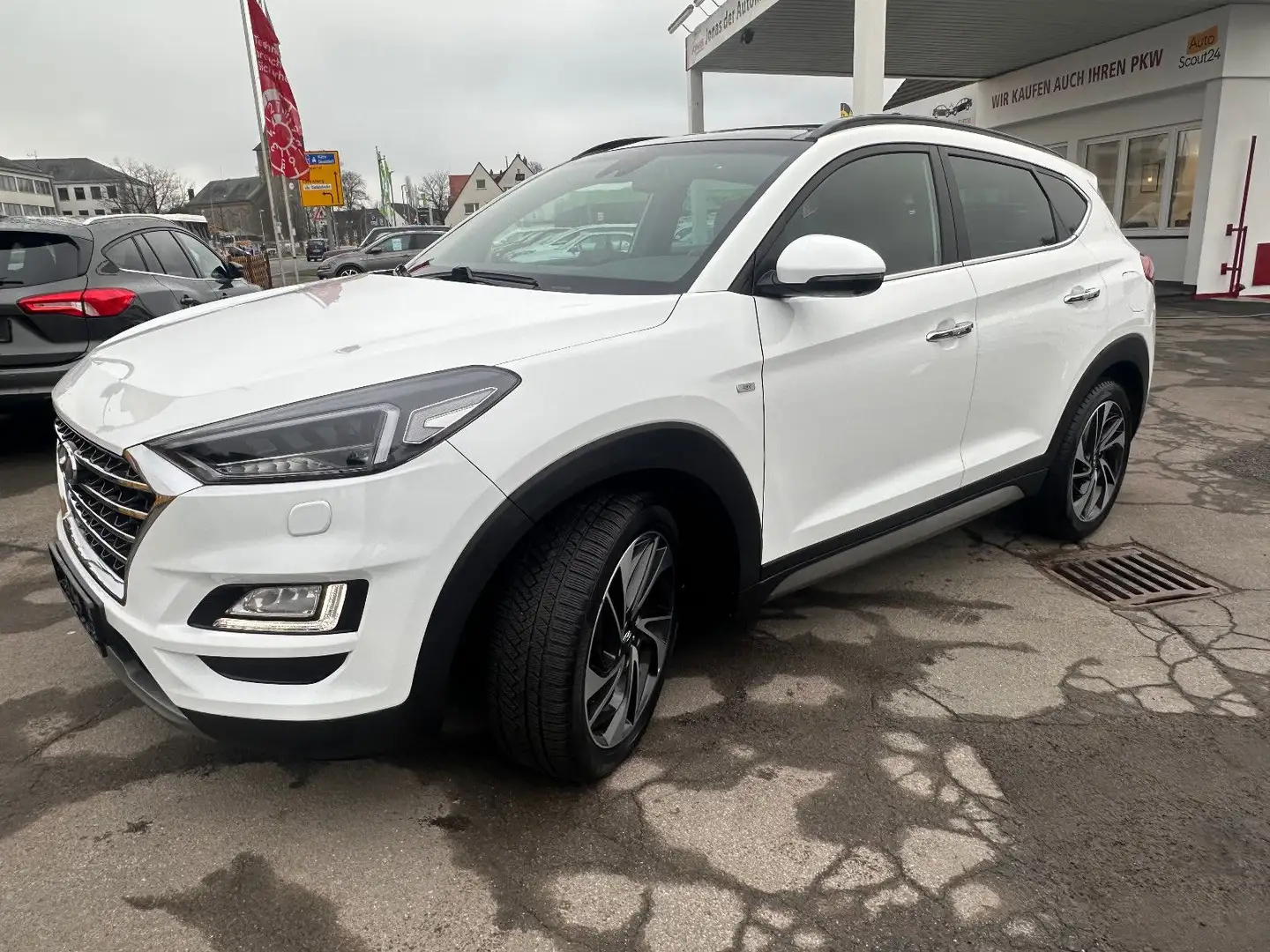 Hyundai TUCSON Premium Mild-Hybrid 4WD*Aut.*360°Cam*Pano Blanc - 1