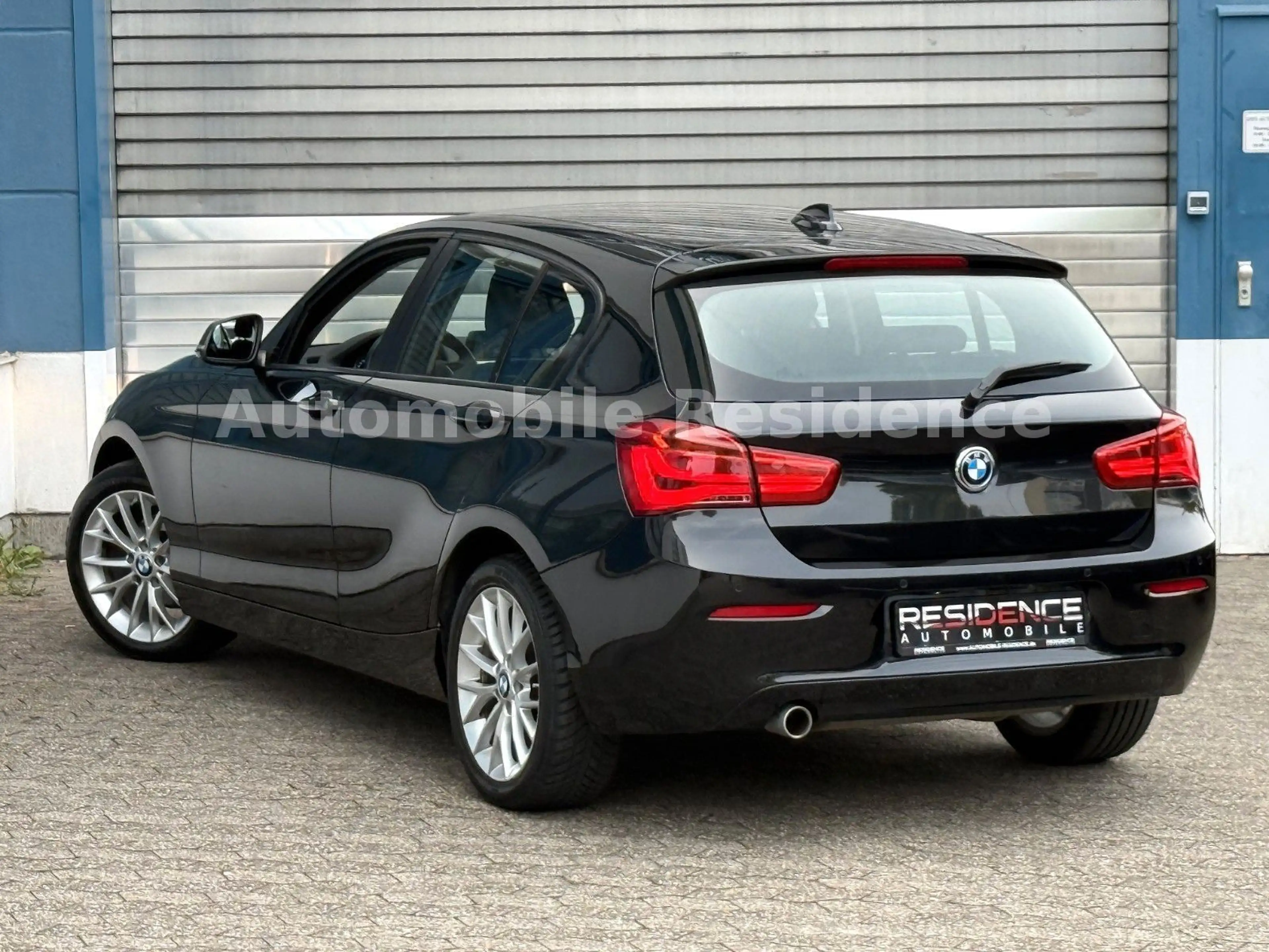 BMW 118 1 Lim. Advantage*NAVI*MFL*PDC*SHZ*ACC*LED*1V — photo 3