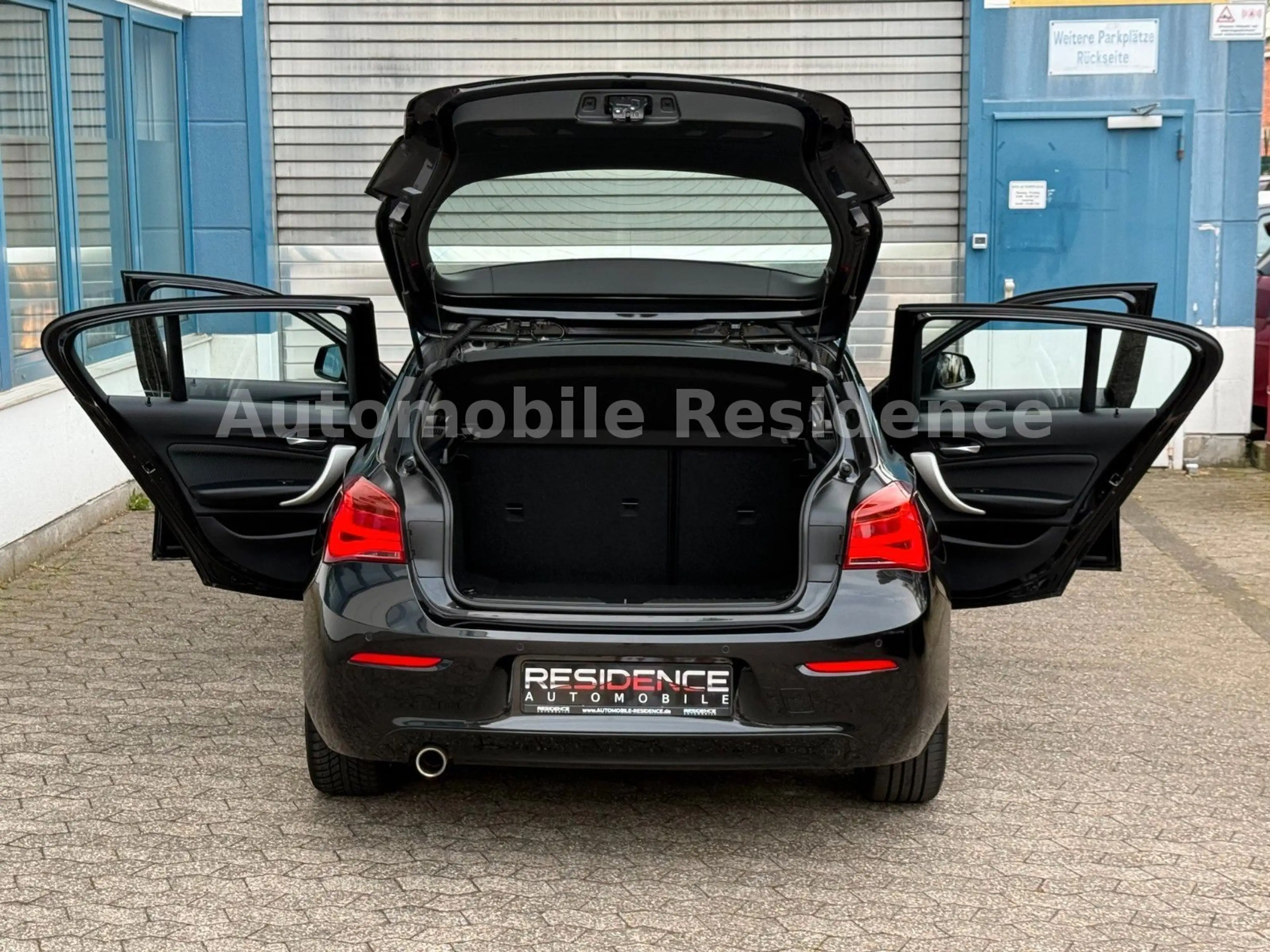 BMW 118 1 Lim. Advantage*NAVI*MFL*PDC*SHZ*ACC*LED*1V — photo 12