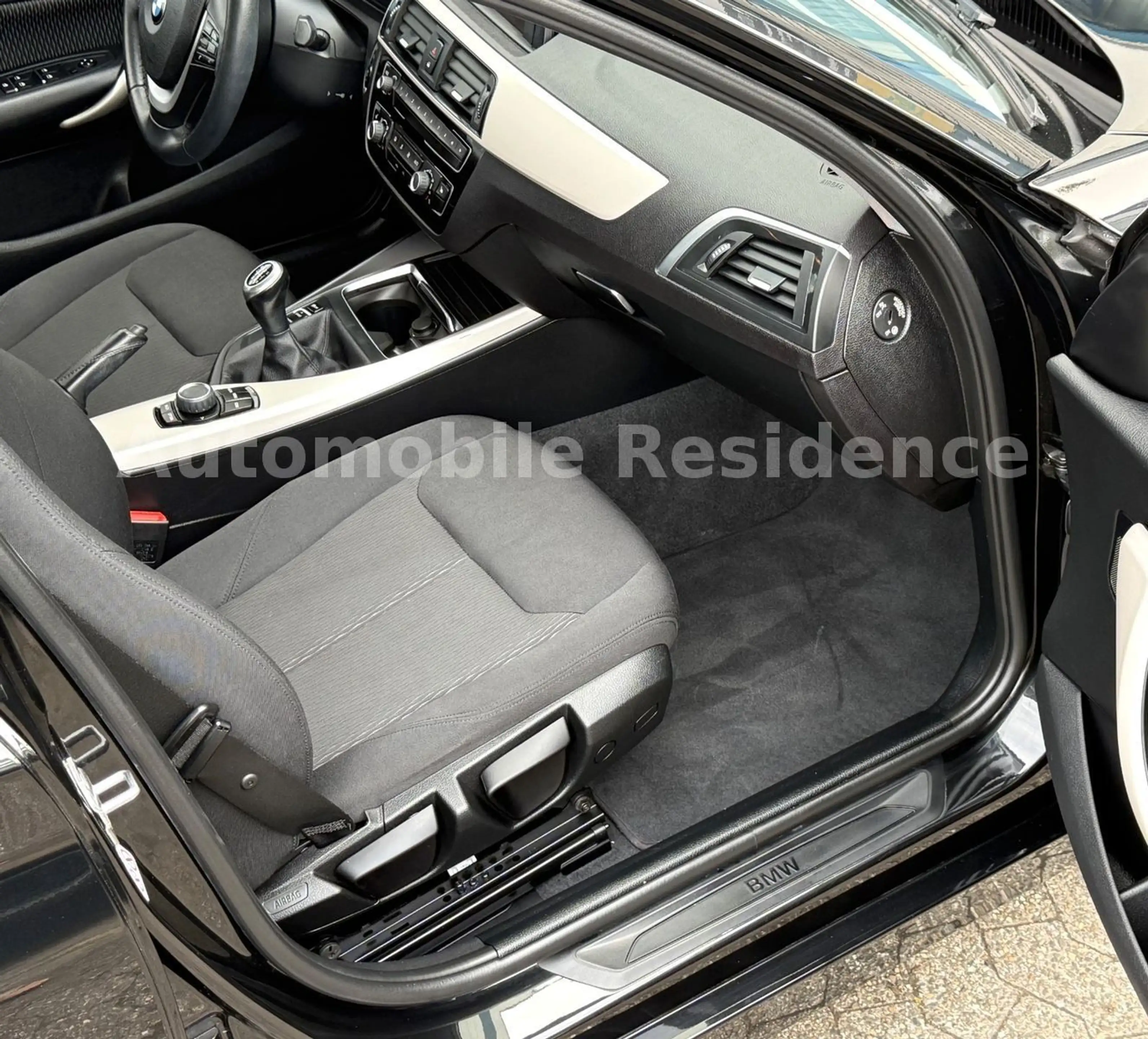 BMW 118 1 Lim. Advantage*NAVI*MFL*PDC*SHZ*ACC*LED*1V — photo 7