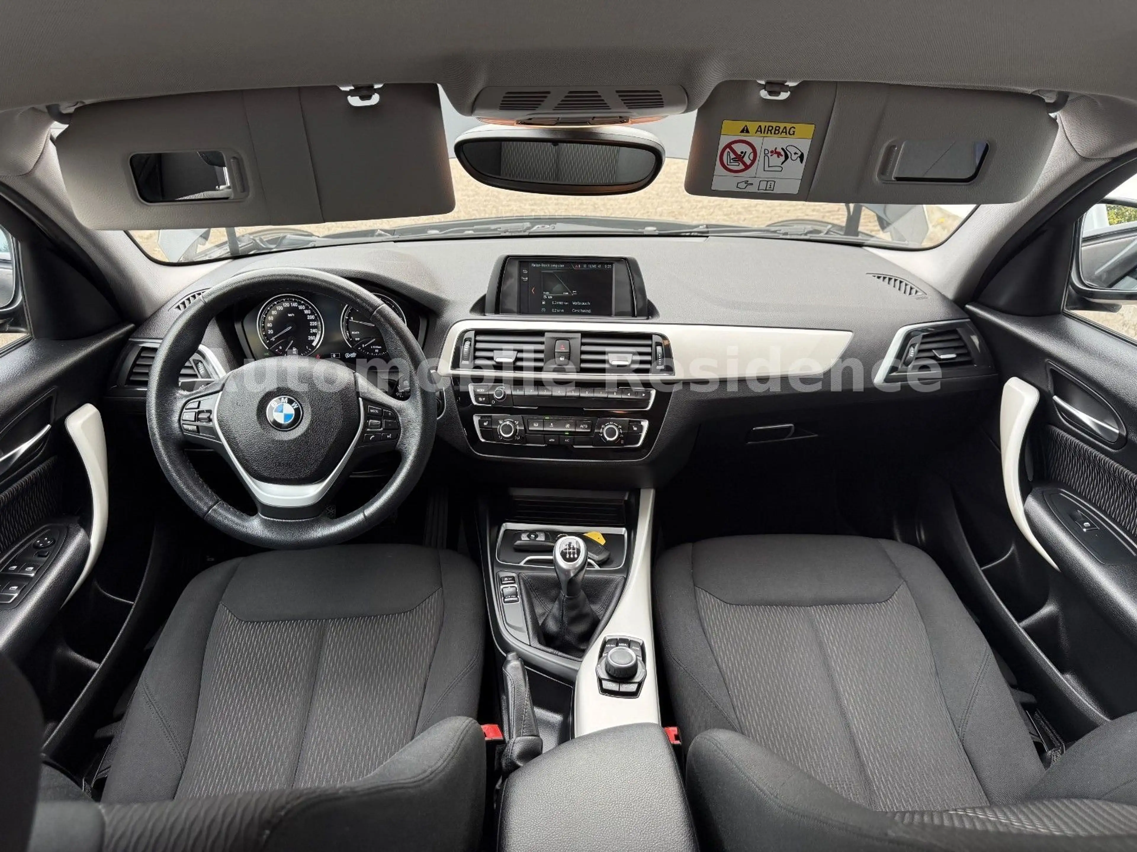 BMW 118 1 Lim. Advantage*NAVI*MFL*PDC*SHZ*ACC*LED*1V — photo 5