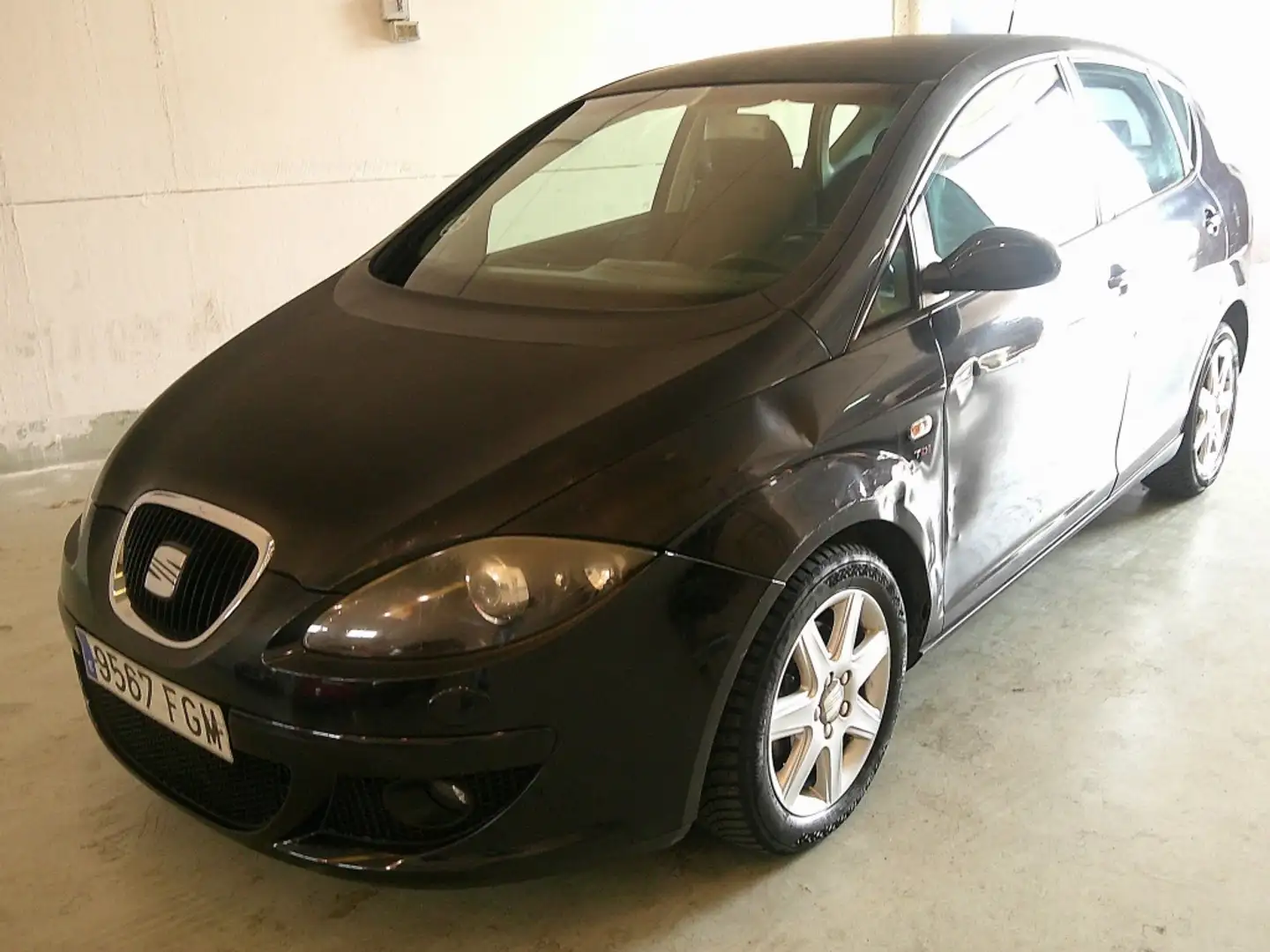 SEAT Toledo 2.0TDI Sport-up Negro - 1