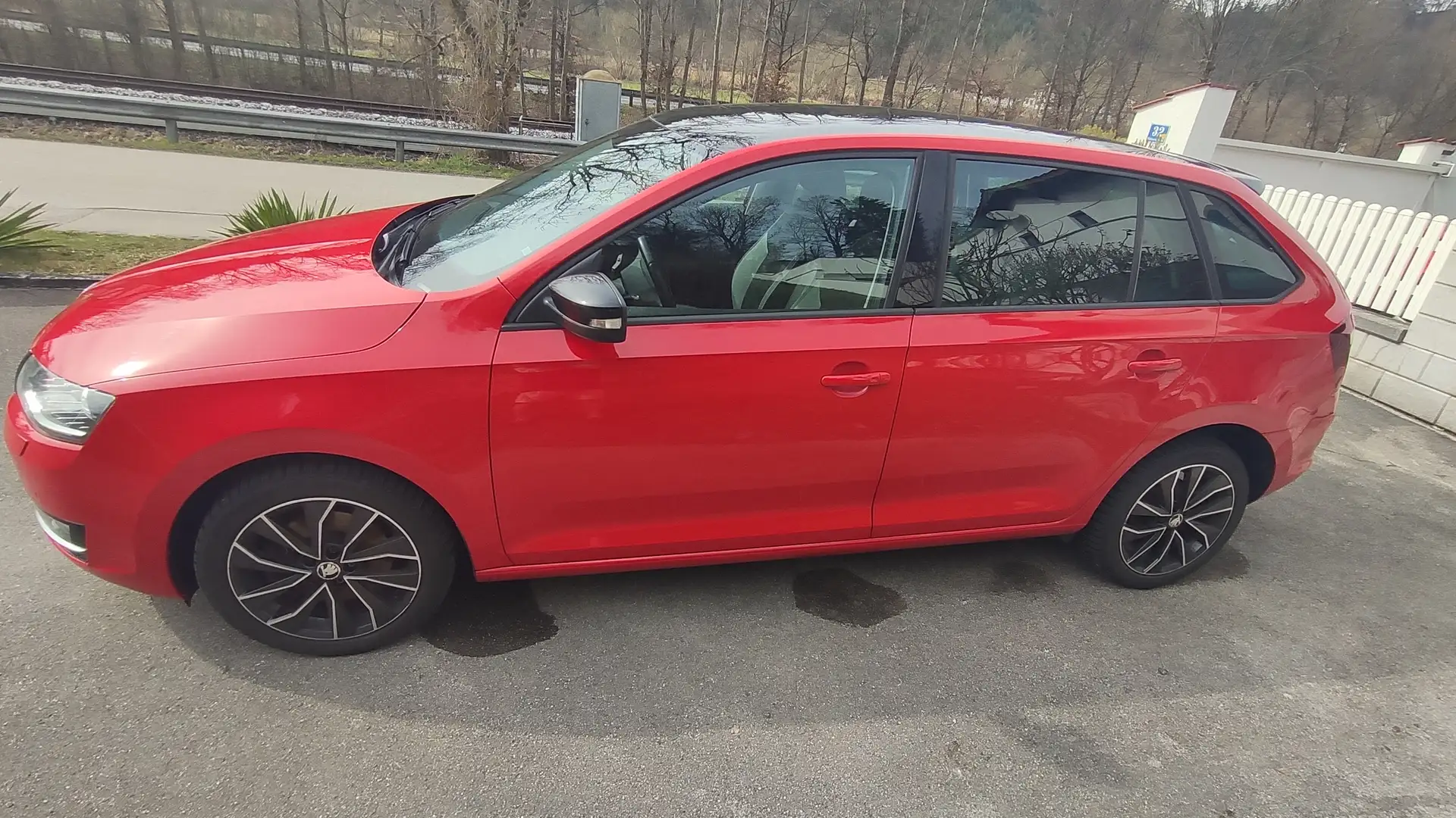Skoda Rapid/Spaceback Rapid 1,4 TSI Sport DSG Sport Rot - 1