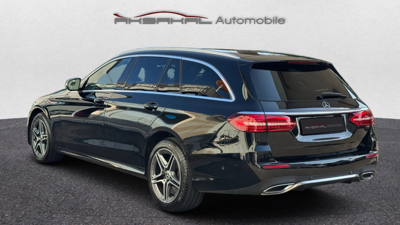 Mercedes-Benz E 300 de 4Matic*AMG Line*Widescreen*Leder*LED* — photo 5