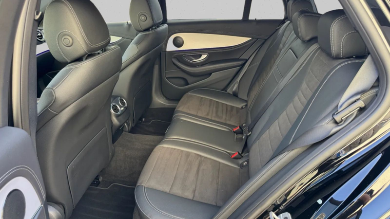 Mercedes-Benz E 300 de 4Matic*AMG Line*Widescreen*Leder*LED* — photo 9