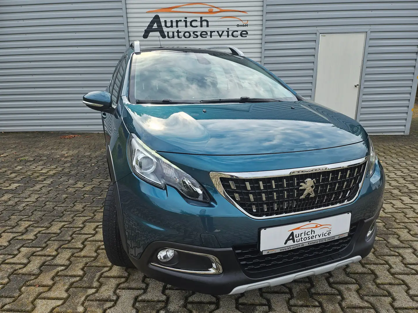 Peugeot 2008 2008 BlueHDi FAP 120 Navi, Allwetterreifen, SHZ Grün - 2