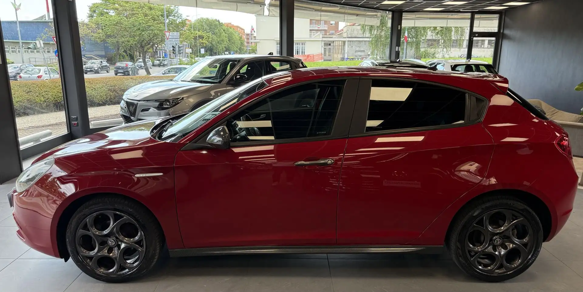 Alfa Romeo Giulietta 1.6 JTDm TCT 120 CV Sport Rot - 2