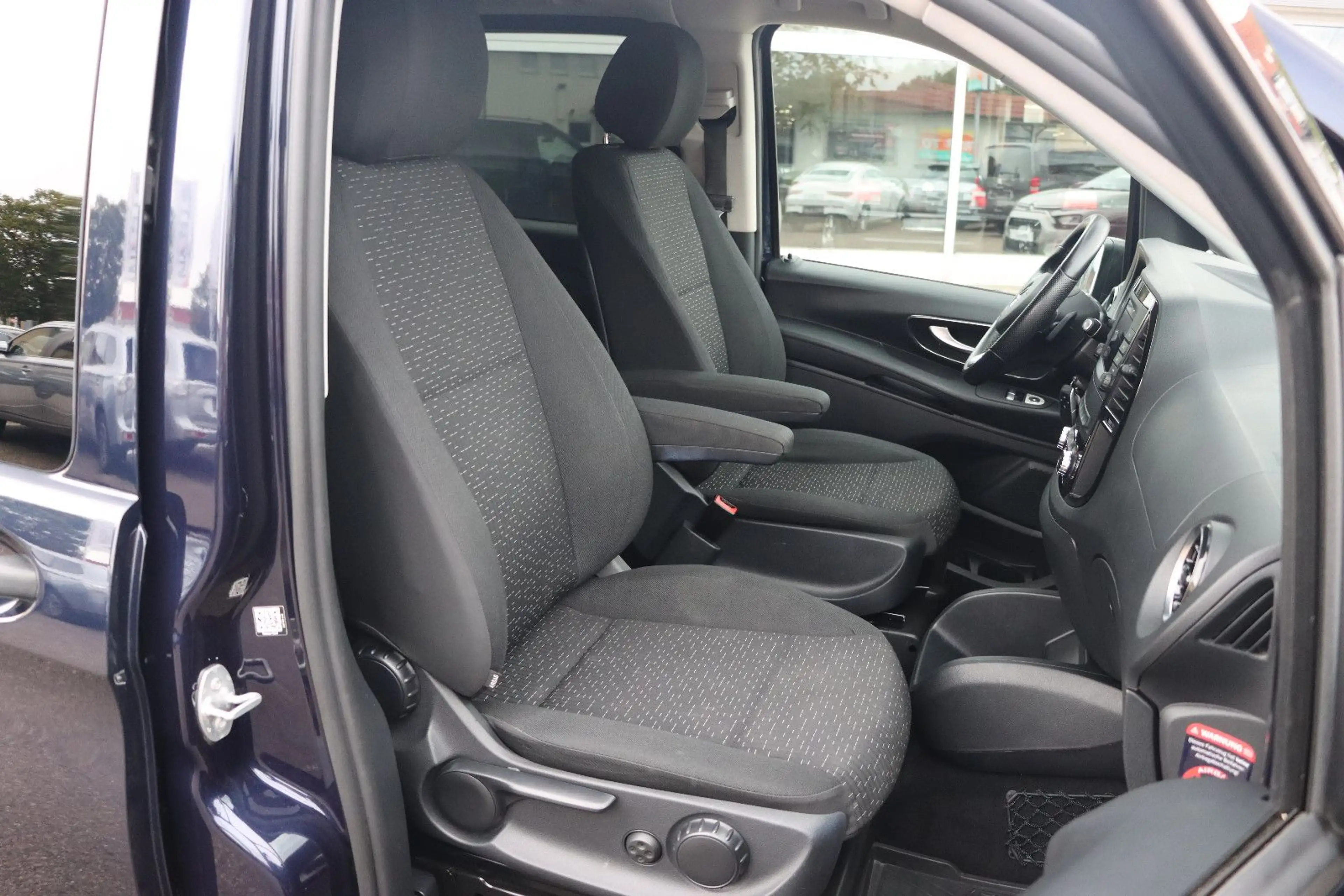 Mercedes-Benz Vito Tourer 119 CDI lang Edition l LED l ACC l — photo 12