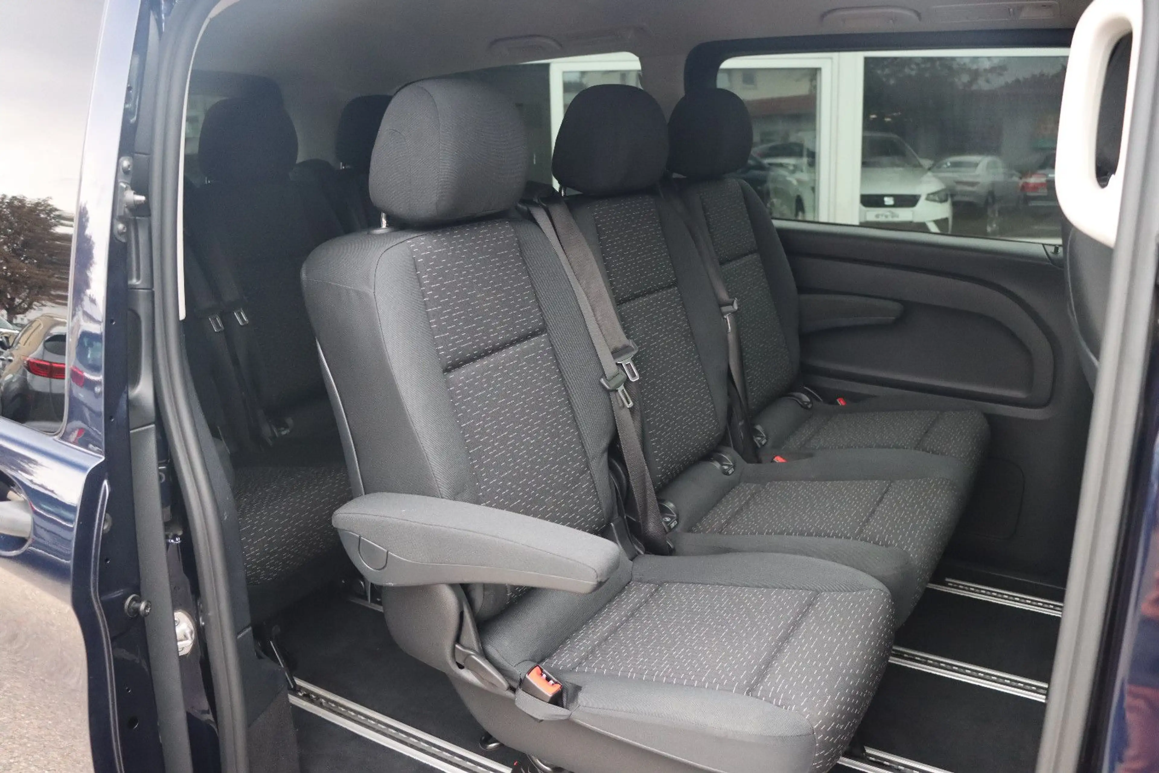 Mercedes-Benz Vito Tourer 119 CDI lang Edition l LED l ACC l — photo 13
