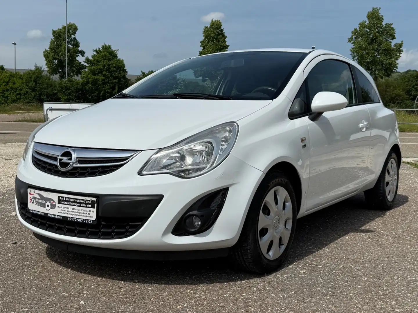 Opel Corsa D 150 Jahre Opel 1.4 16V 64kW*KLIMA*ALU* Weiß - 1