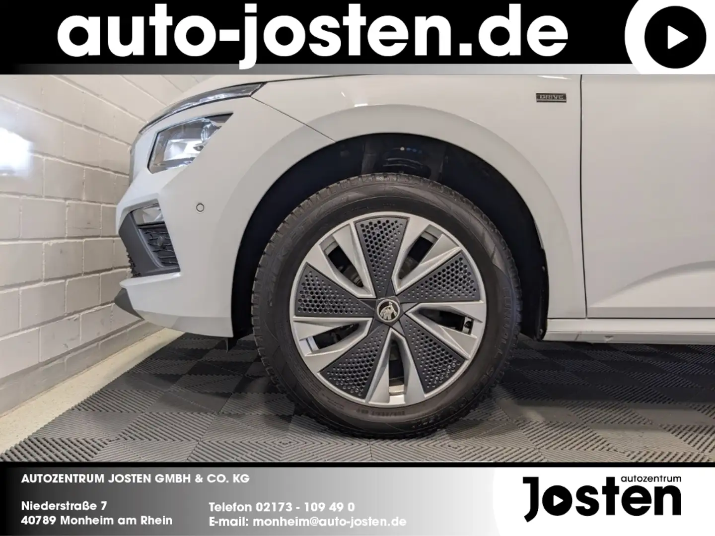 Skoda Kamiq Selection 1.0 TSI NAVI ACC AHK LED Bílá - 2