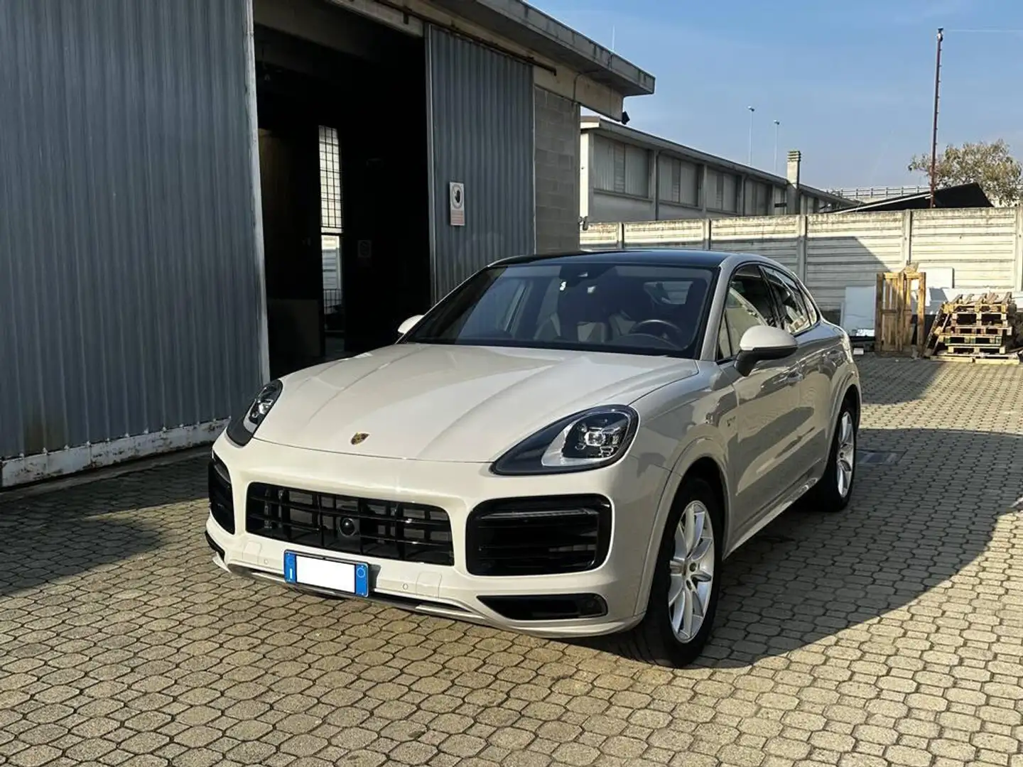 Porsche Cayenne Coupe 3.0 e-hybrid tiptronic 5p.ti Grigio - 1