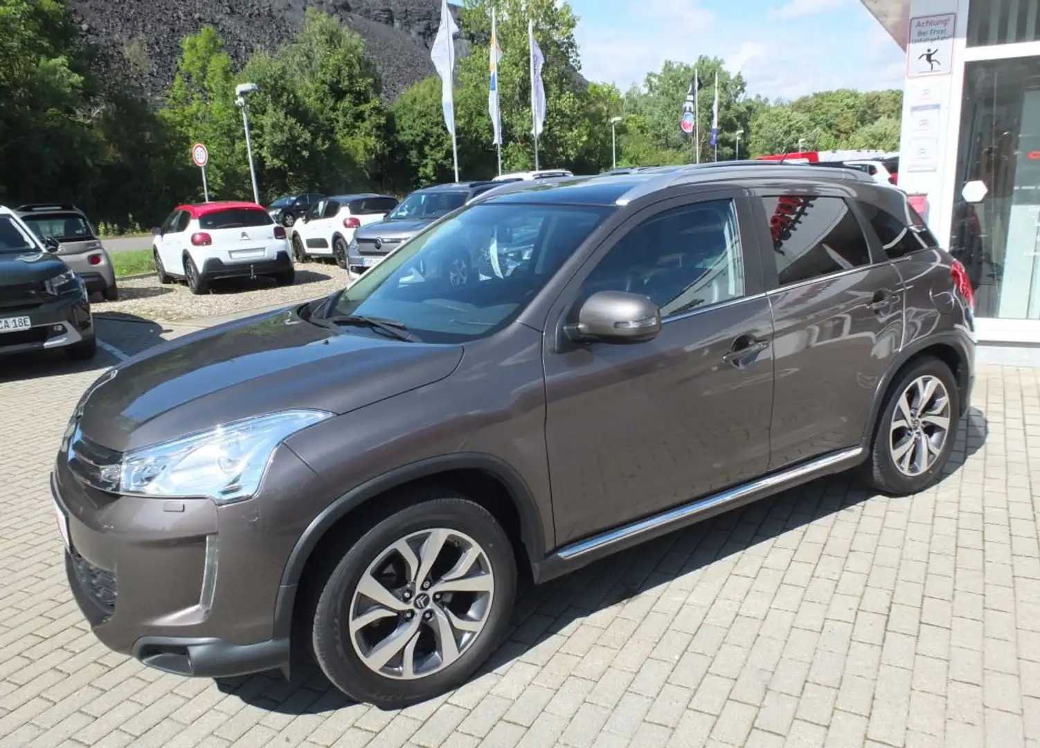 Citroen C4 Aircross e-HDi 115 Stop & Start 4WD Exclusive Maro - 2