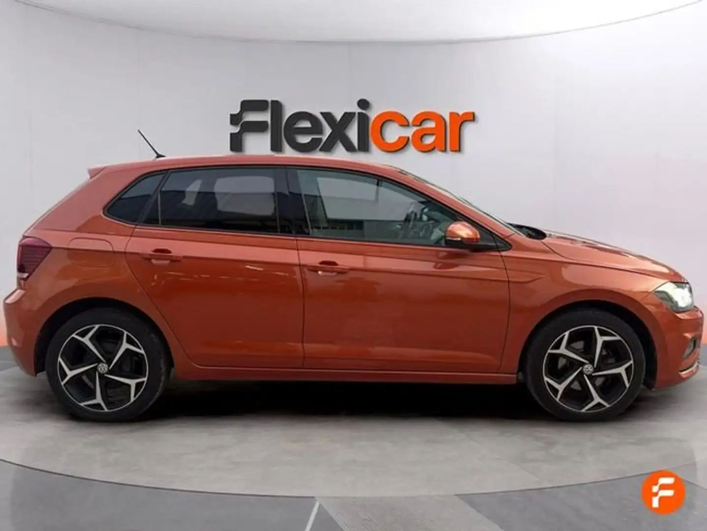 Volkswagen Polo 1.6TDI Sport 70kW Naranja - 2