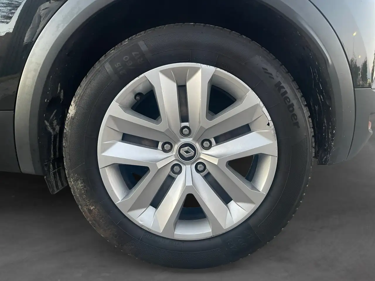 Renault Captur — photo 17