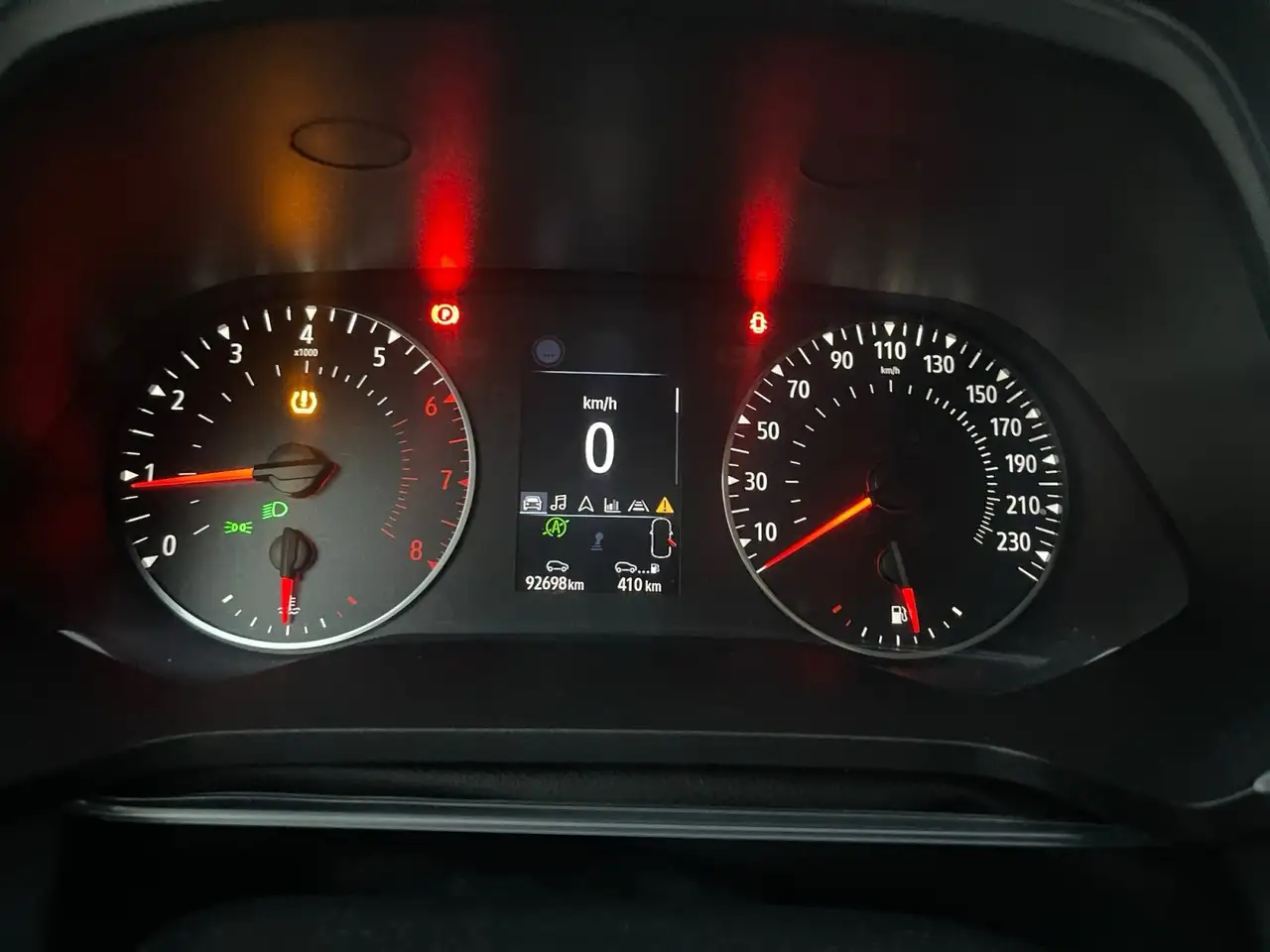 Renault Captur — photo 11
