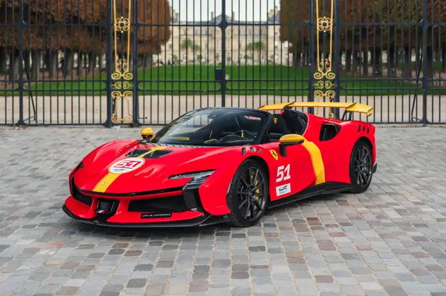Ferrari SF90 Spider SF90 XX Spider - 1 of 599, Hyper Club spec, as new