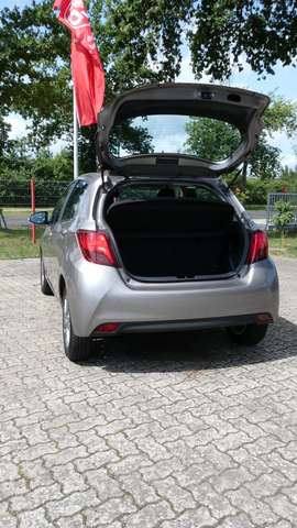 Toyota Yaris 1.3 Dual-VVTi, Comfort, 2014-2015