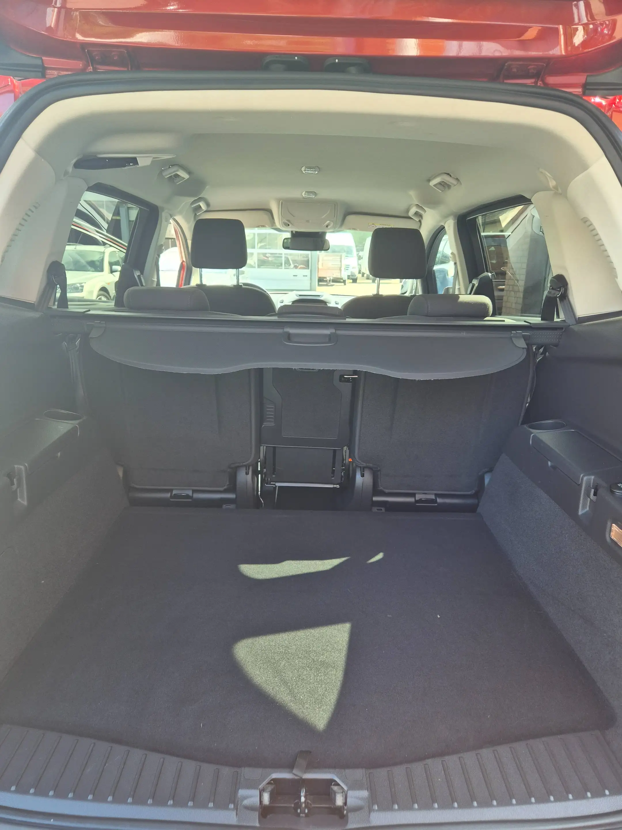 Ford Grand C-Max C-Max 1.0 EcoBoost Start-Stopp-System Titanium — photo 8