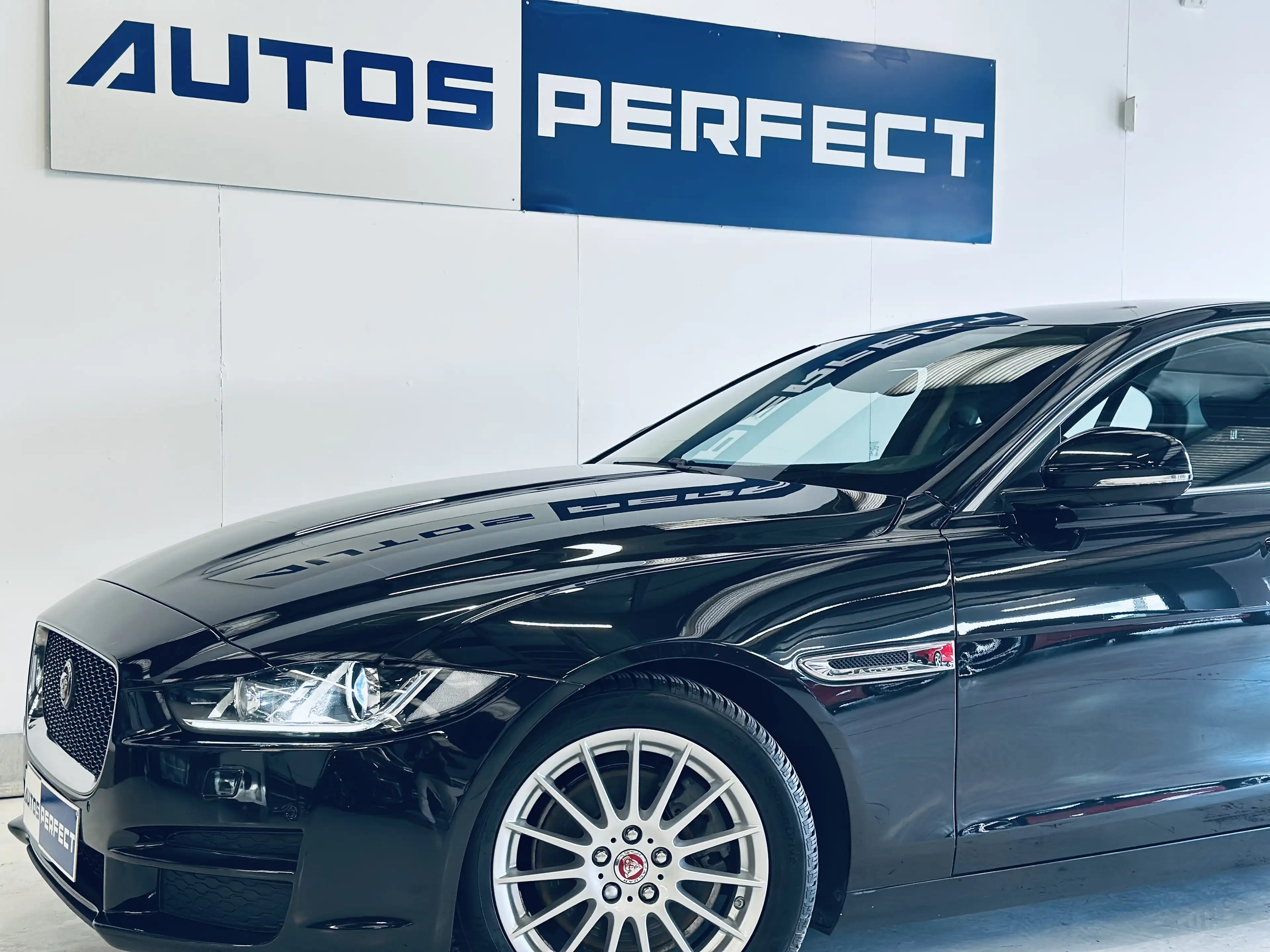 Jaguar XE XE 2.0 D E-Performance Pure 163cv LED CUIR CAMERA — photo 5
