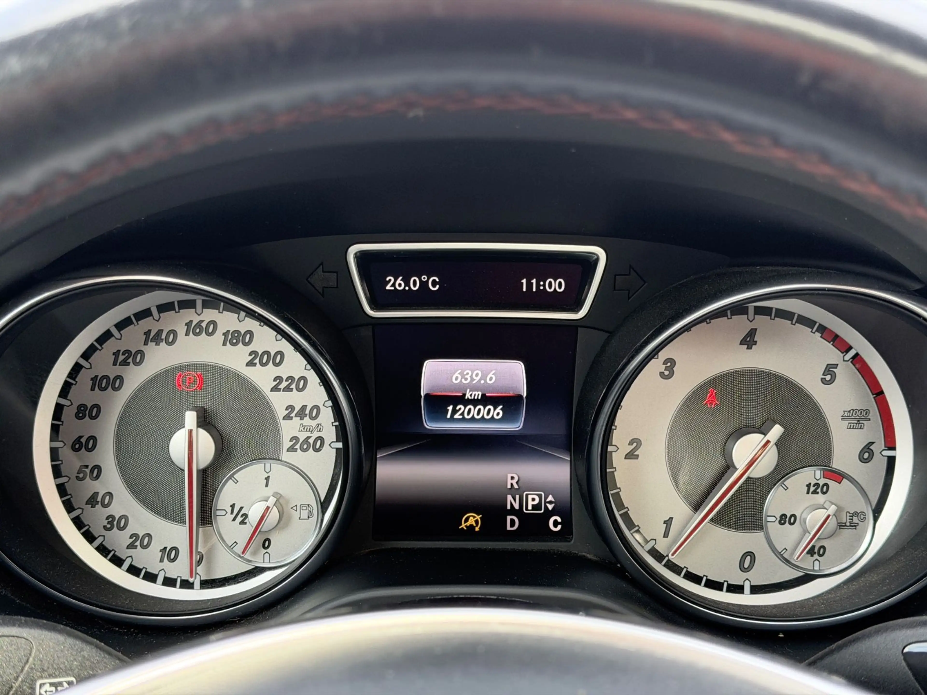 Mercedes-Benz GLA 220 CDI 4Matic Street Style AMG|PANO|R.KAMER — photo 25