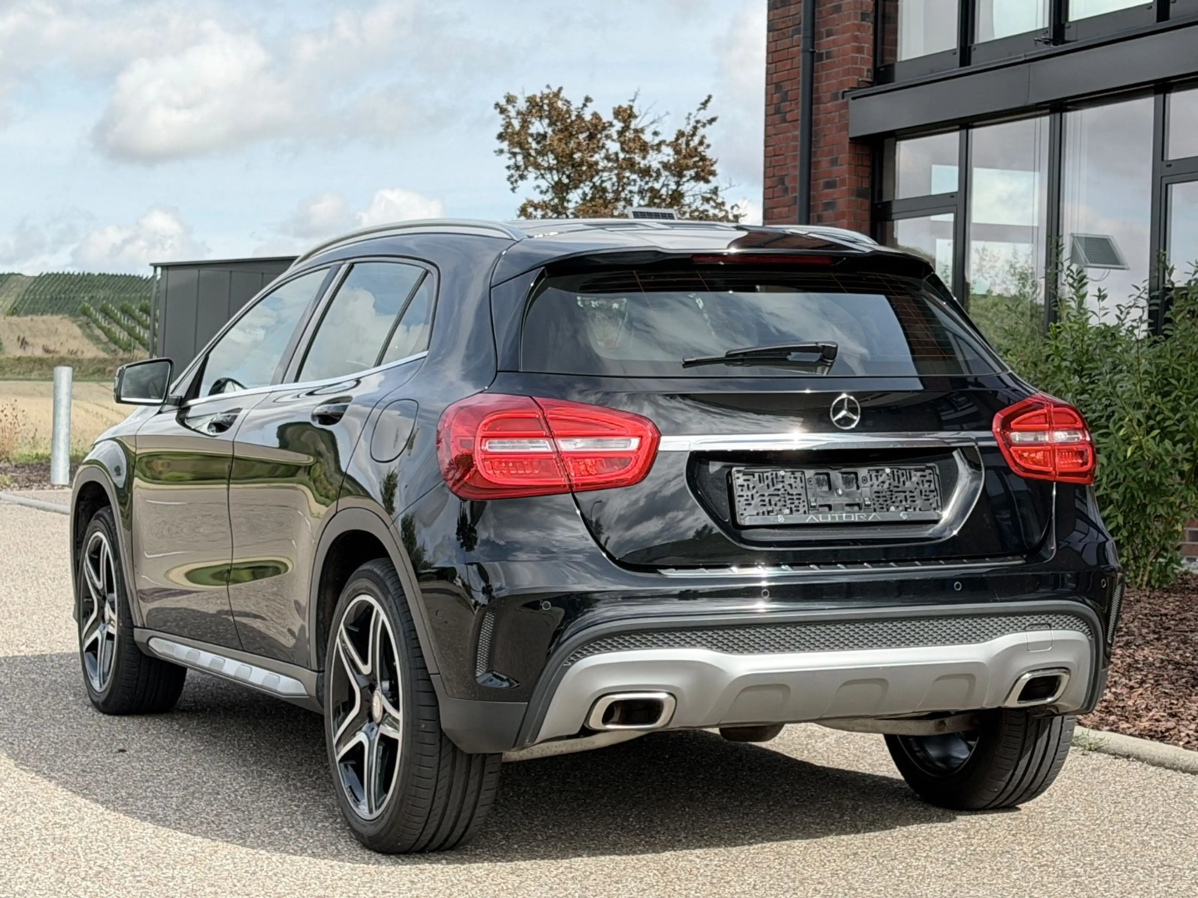 Mercedes-Benz GLA 220 CDI 4Matic Street Style AMG|PANO|R.KAMER — photo 10