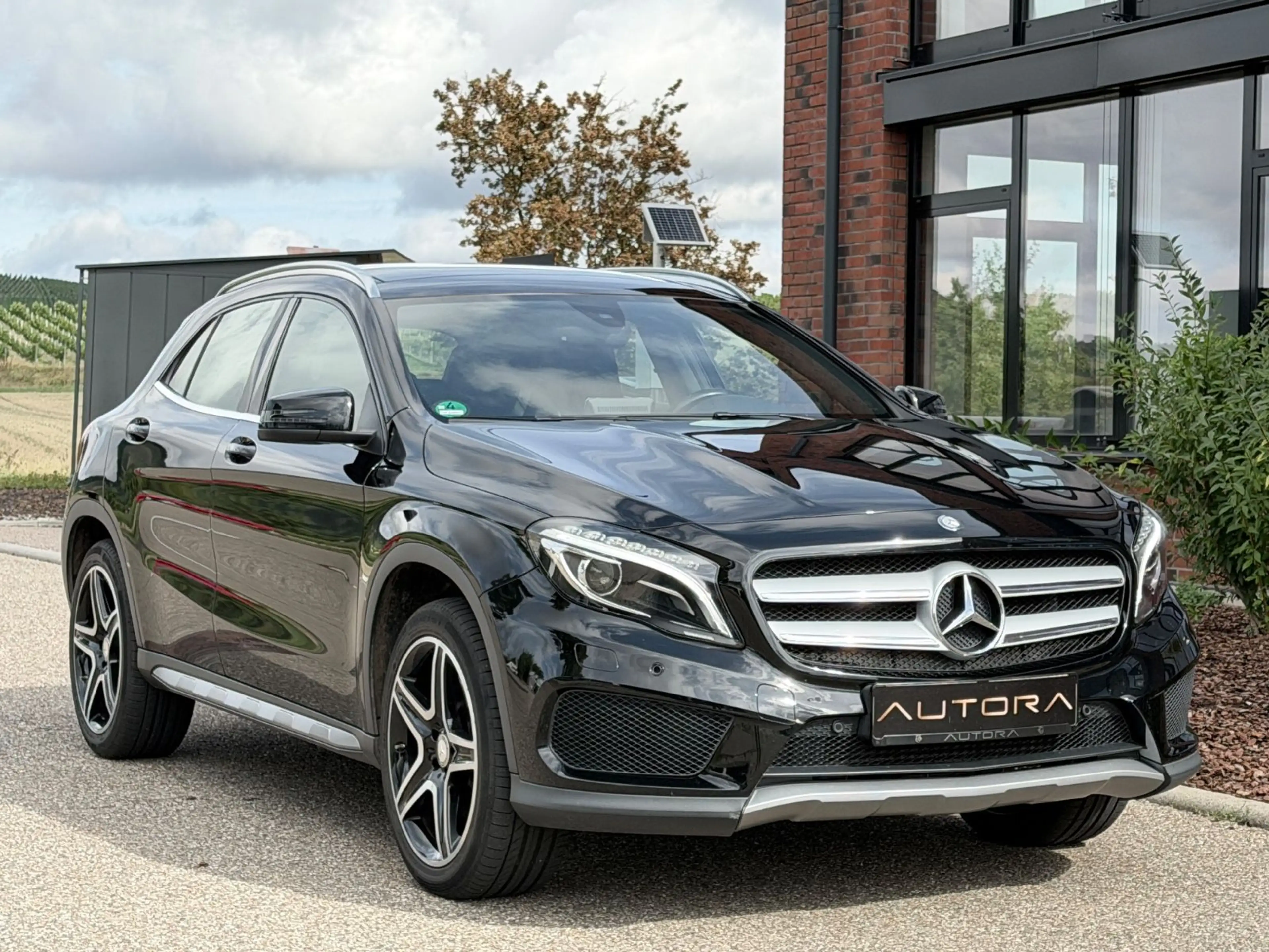 Mercedes-Benz GLA 220 CDI 4Matic Street Style AMG|PANO|R.KAMER — photo 4