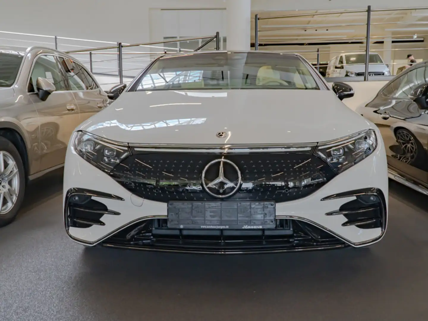 Mercedes-Benz EQS 450+ AMG-Sport/Pano/Burm/Night/Sitzklima/21" Wit - 2