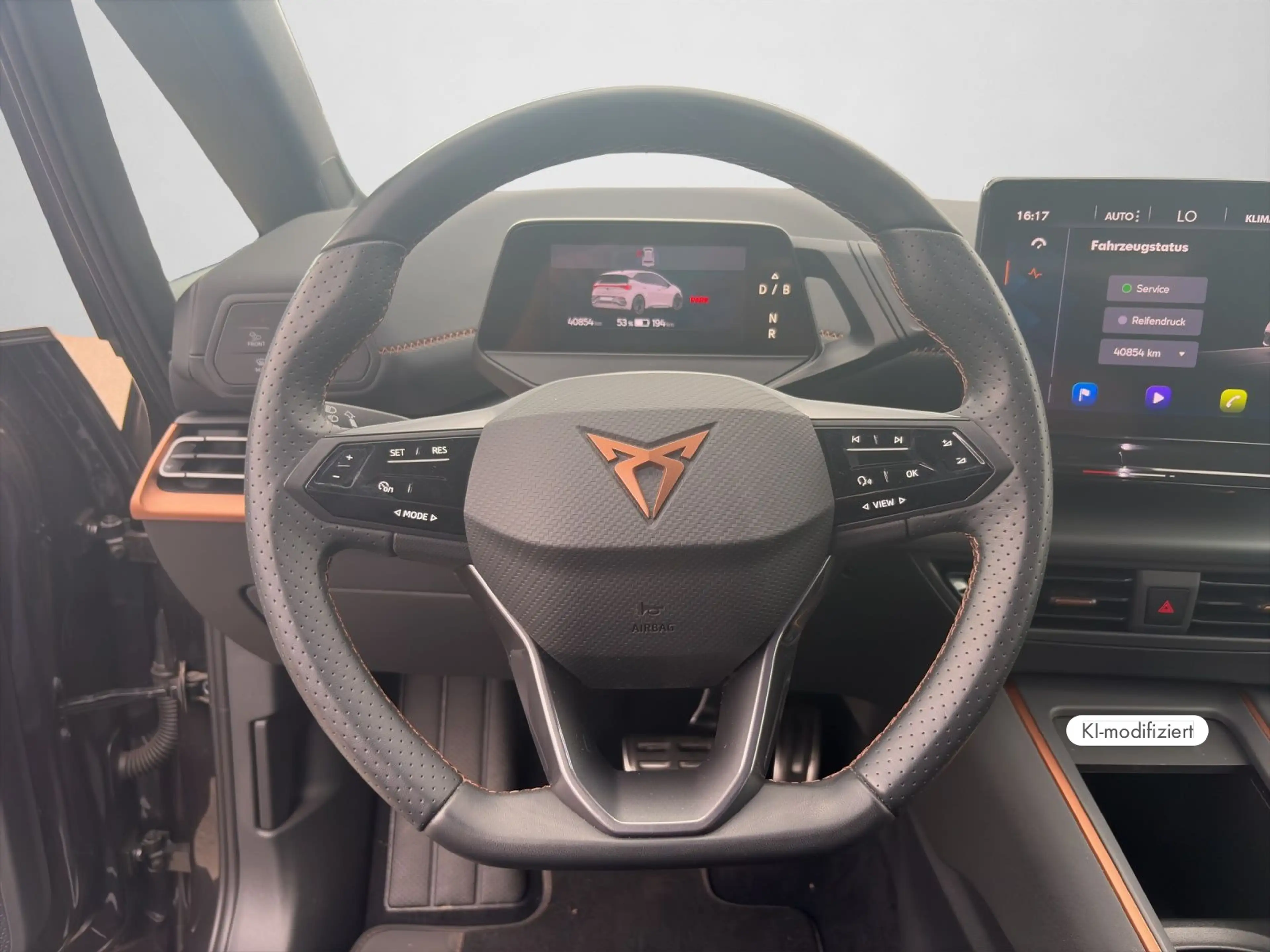 CUPRA Born 150 kW Cargo Pilot M 19" GJR 360° Navi — photo 9