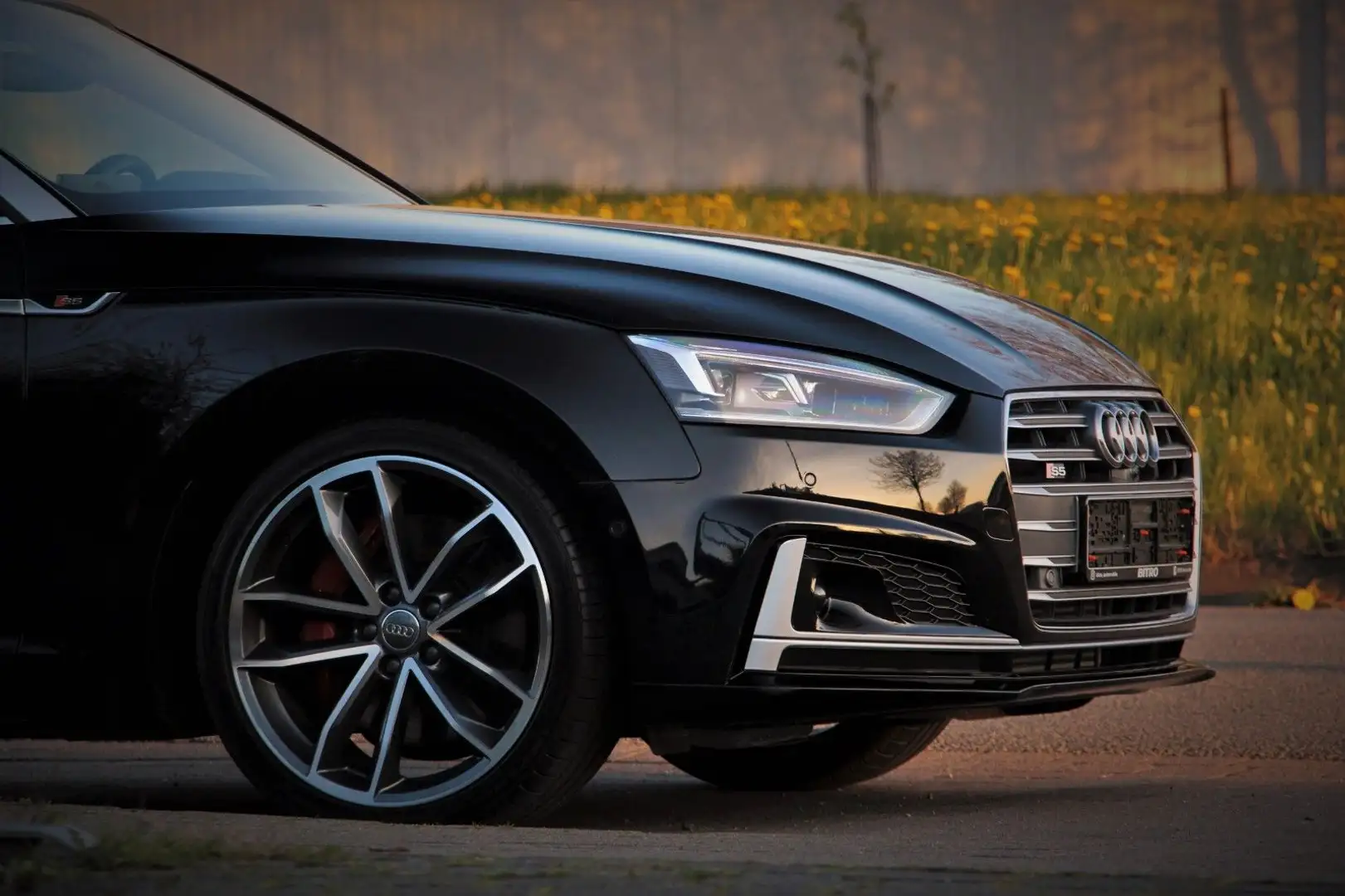Audi S5 3.0 TFSI quattro /B&O/360°/Massage/Ambient Black - 1