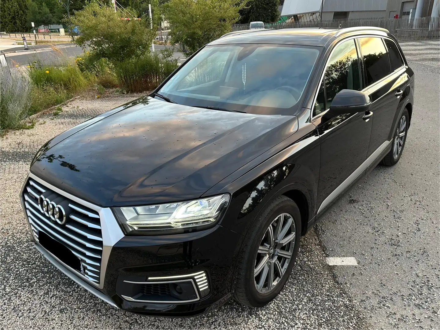 Audi Q7 3.0 V6 TDI e-tron 373 Tiptronic 8 Quattro 5pl Avus - 2