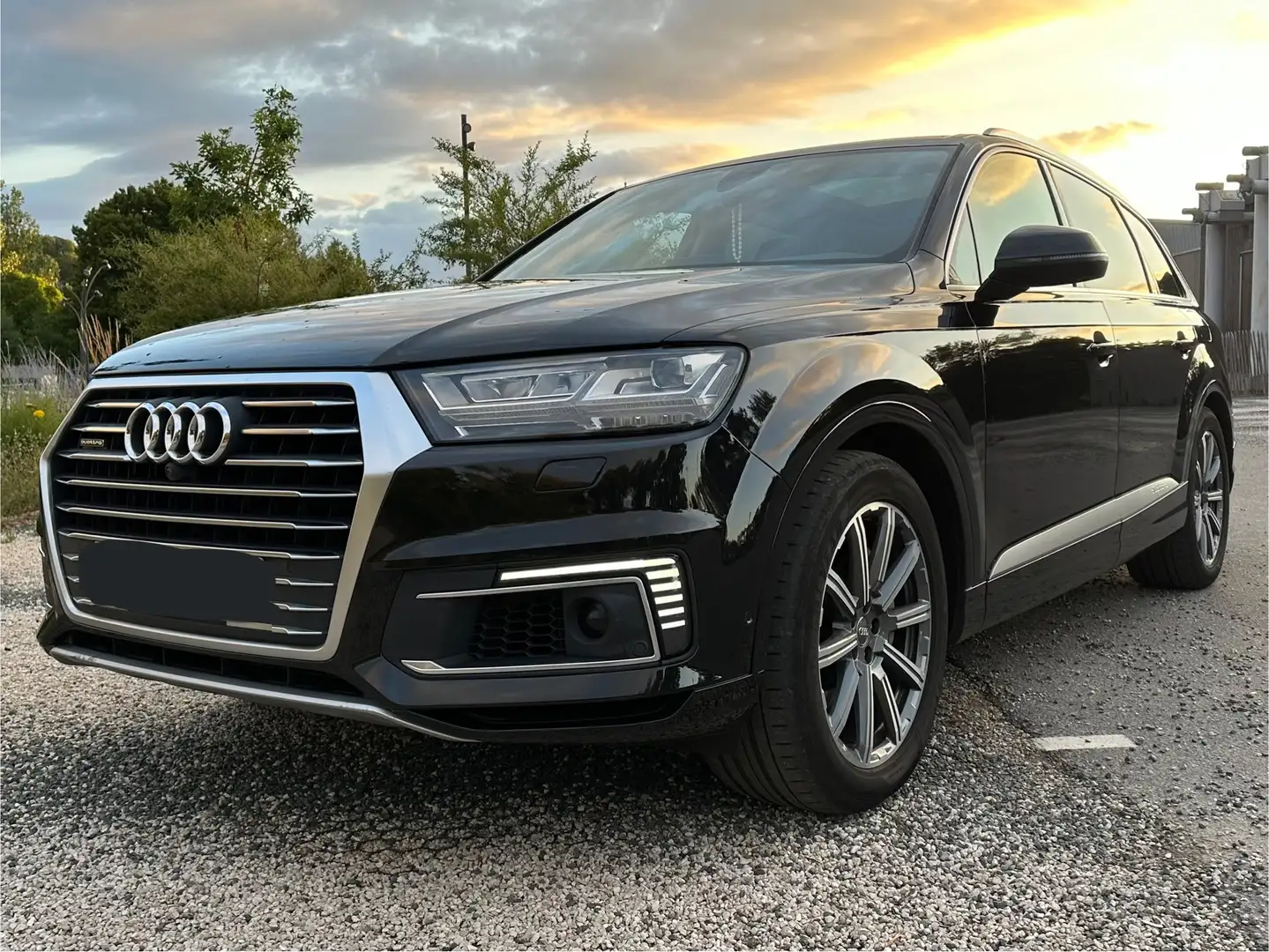Audi Q7 3.0 V6 TDI e-tron 373 Tiptronic 8 Quattro 5pl Avus - 1