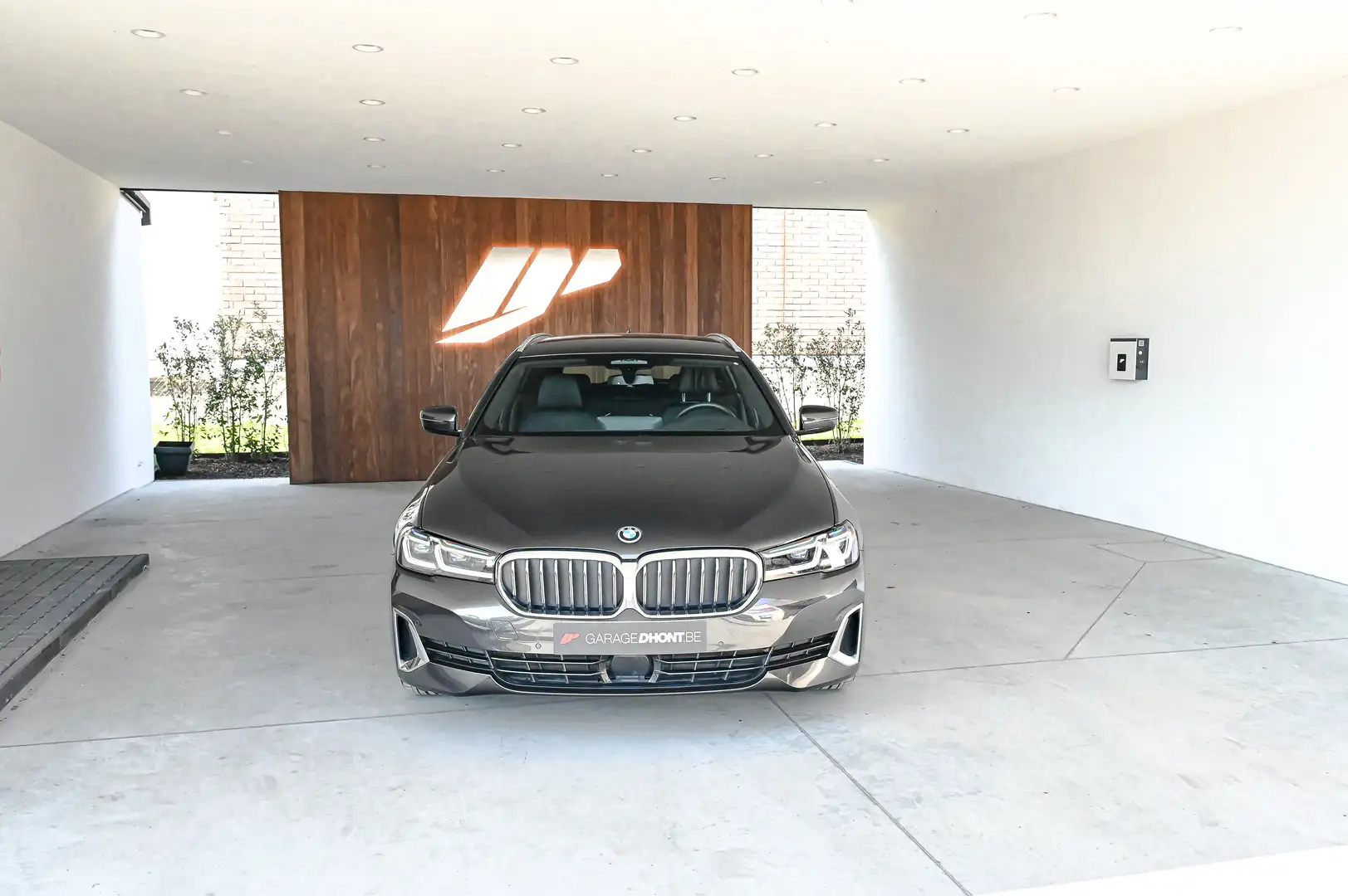 BMW 530 e touring xdrive LCI, Trekhaak, Camera, Head-up Grijs - 1