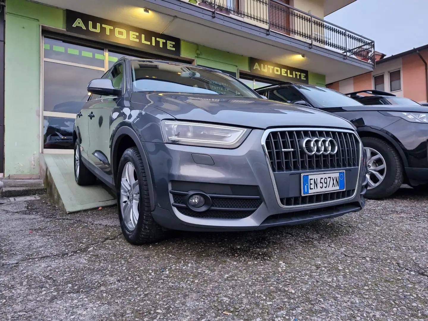 Audi Q3 2.0 tdi Advanced Plus Quattro 177cv s-tronic Navi Gris - 1