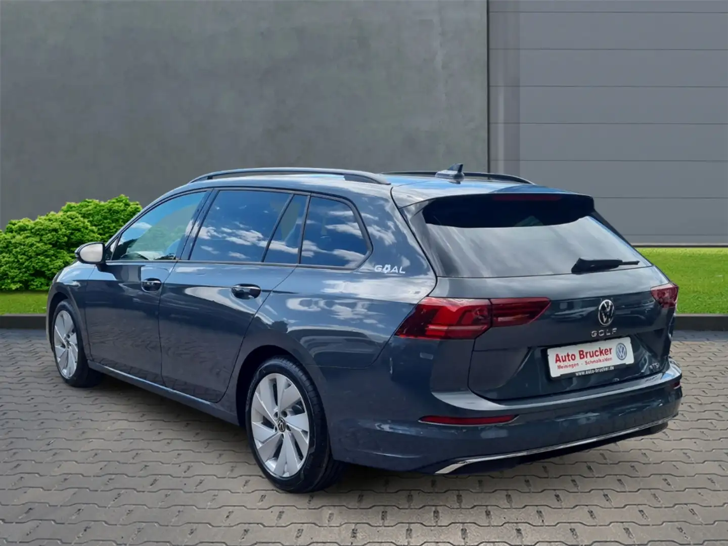 Volkswagen Golf Variant VIII 1.5 eTSI+Abstandsregeltempomat+Anhängerkupplu Grau - 2