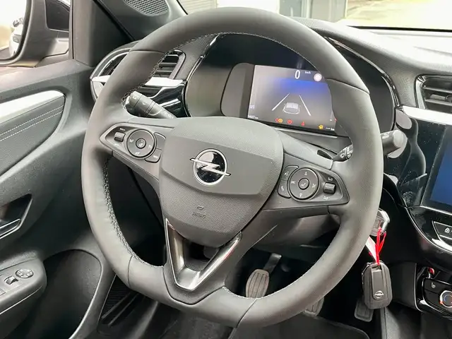 Opel Corsa view 12