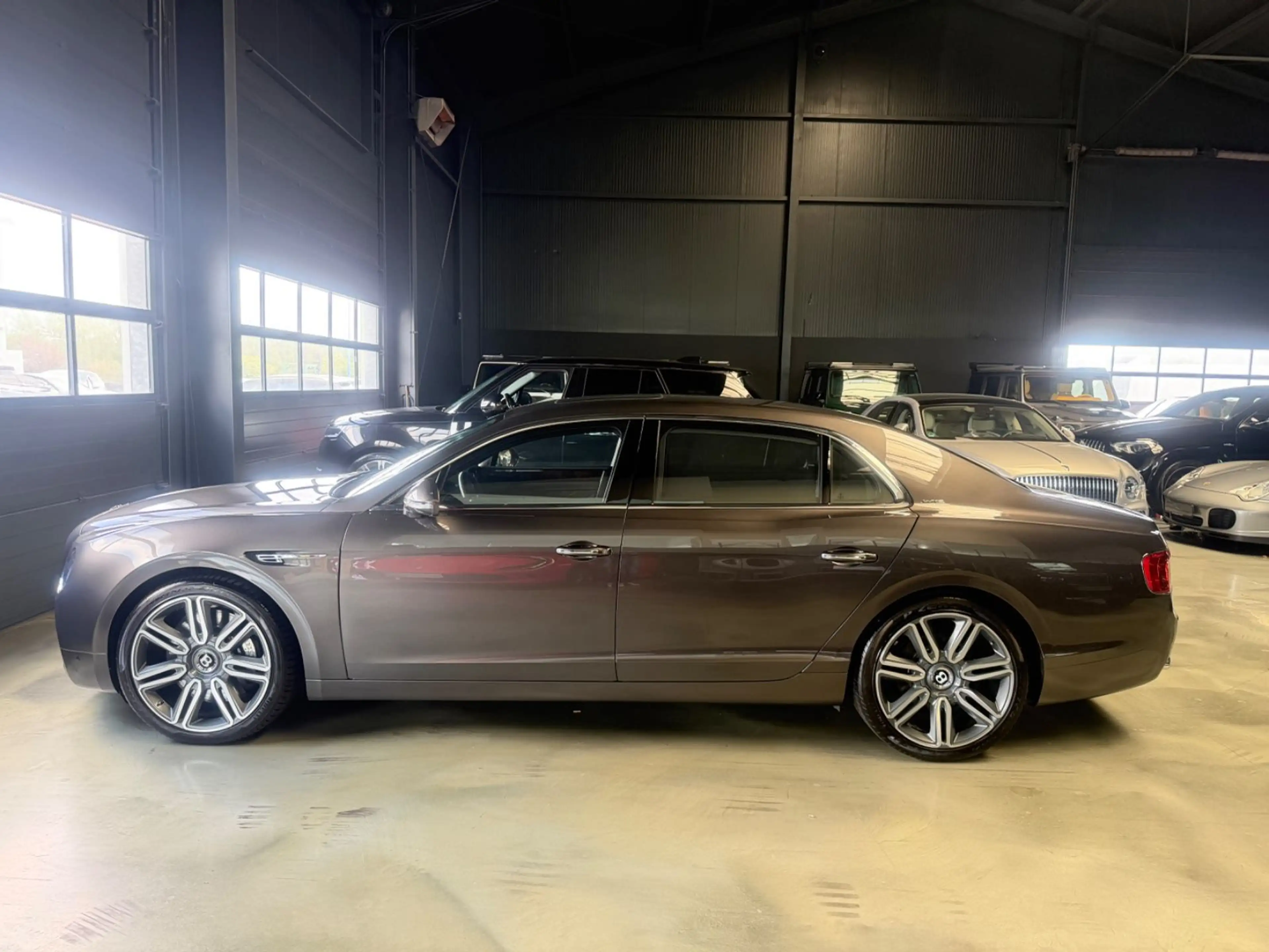 Bentley Flying Spur 6.0 W12 S MULLINER — photo 6