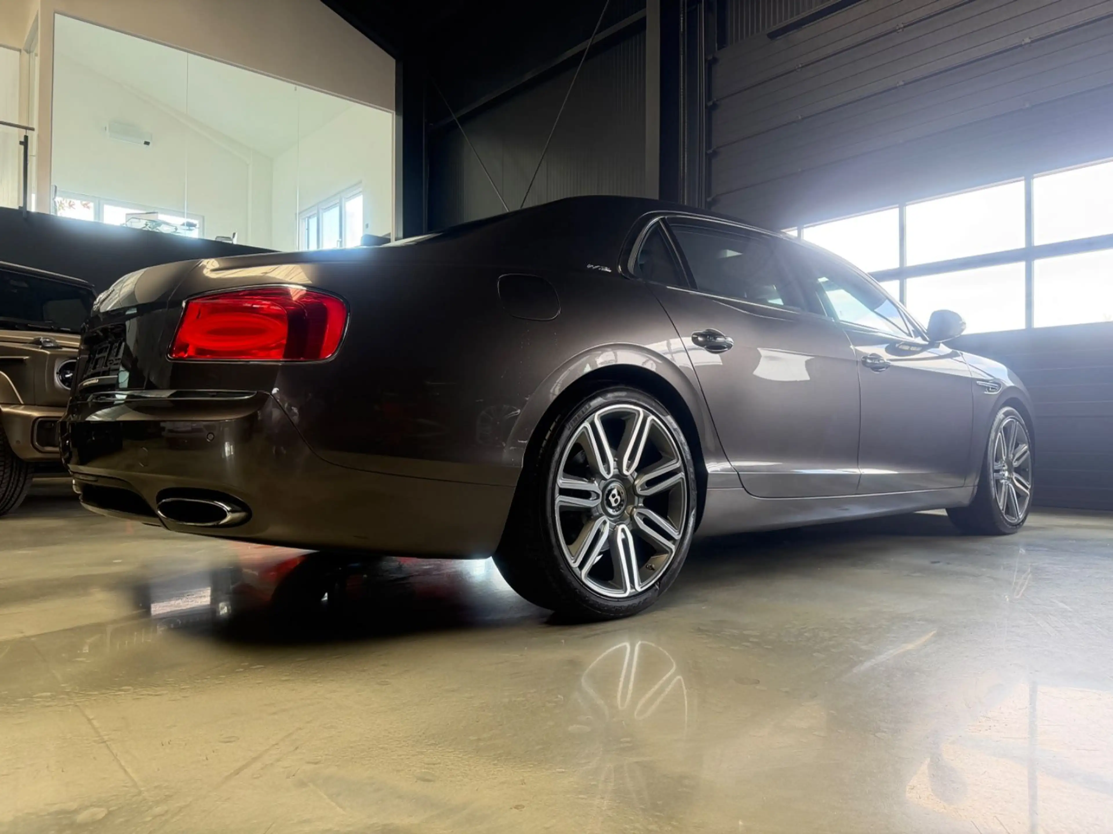 Bentley Flying Spur 6.0 W12 S MULLINER — photo 10