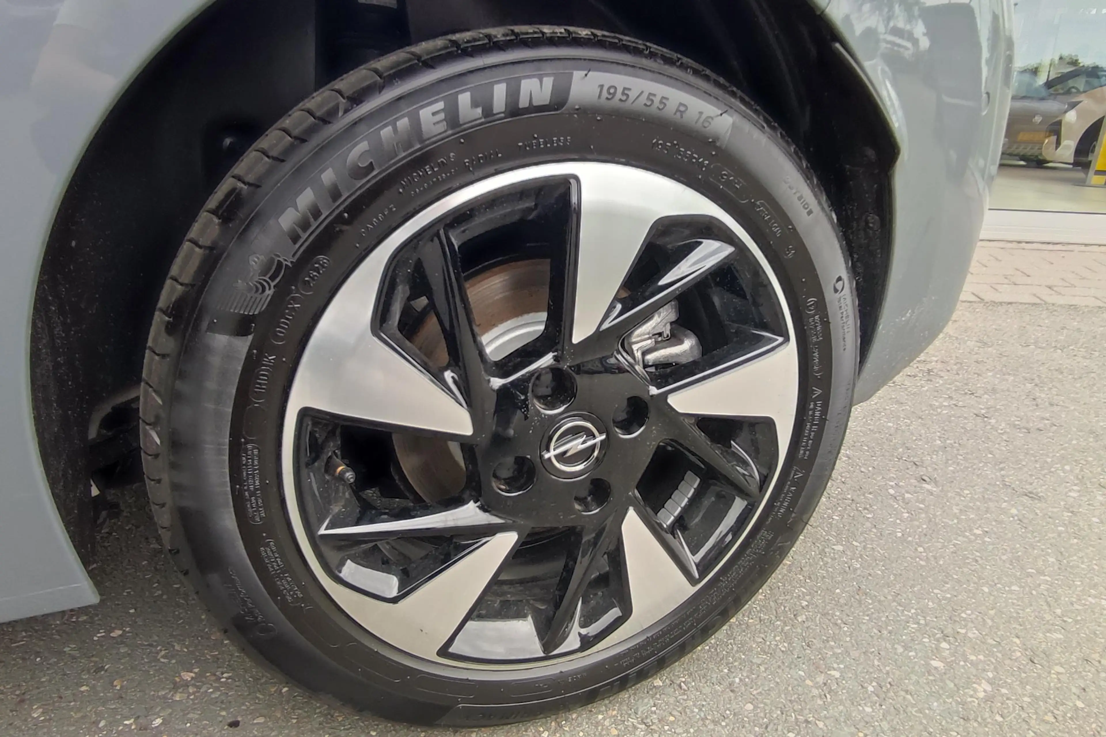 Opel Corsa-e Electric Long Range Ultimate 51 kWh — photo 8